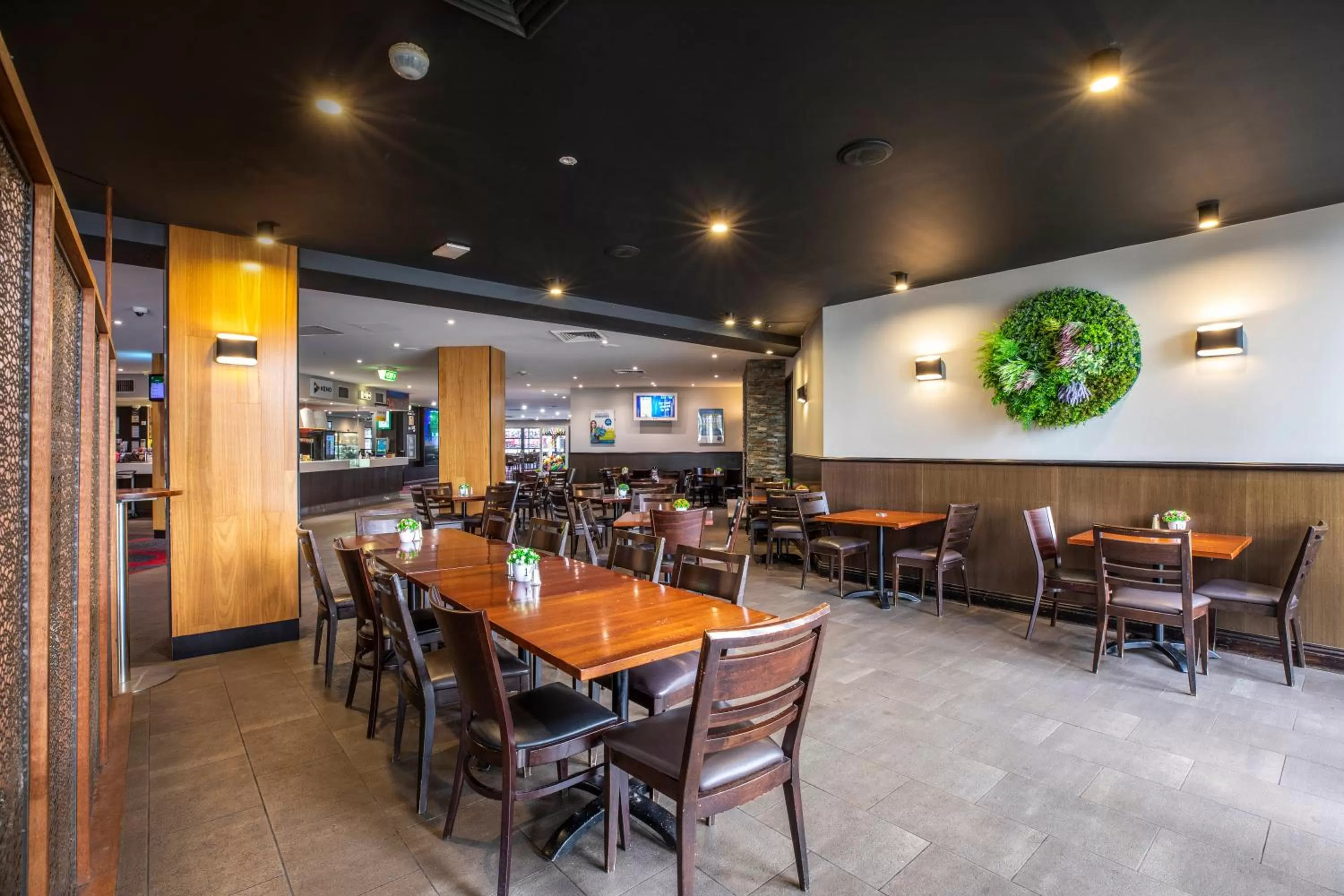 Restaurant/places to eat in Nightcap at Ashley Hotel