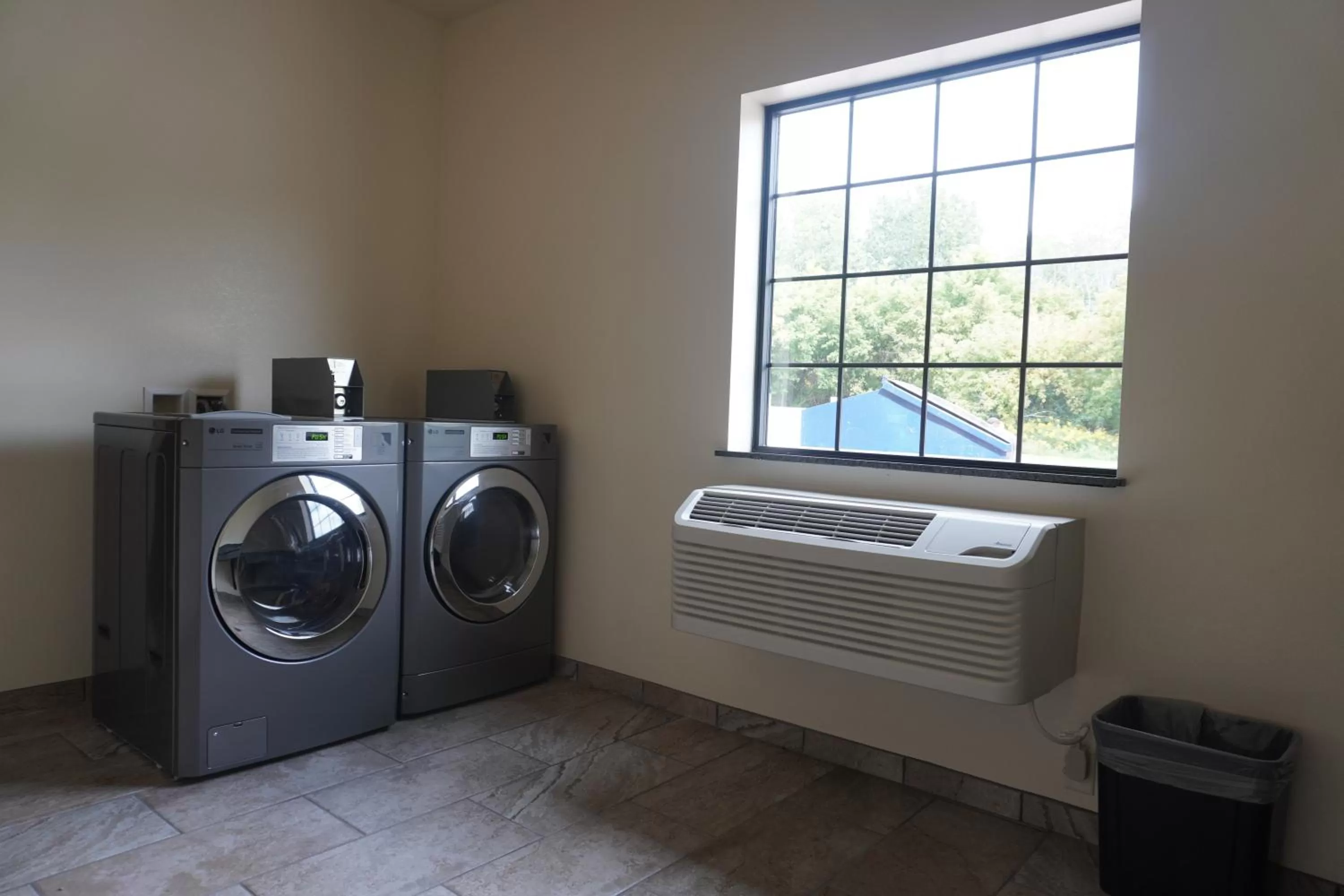 laundry in Comfort Inn & Suites Medina