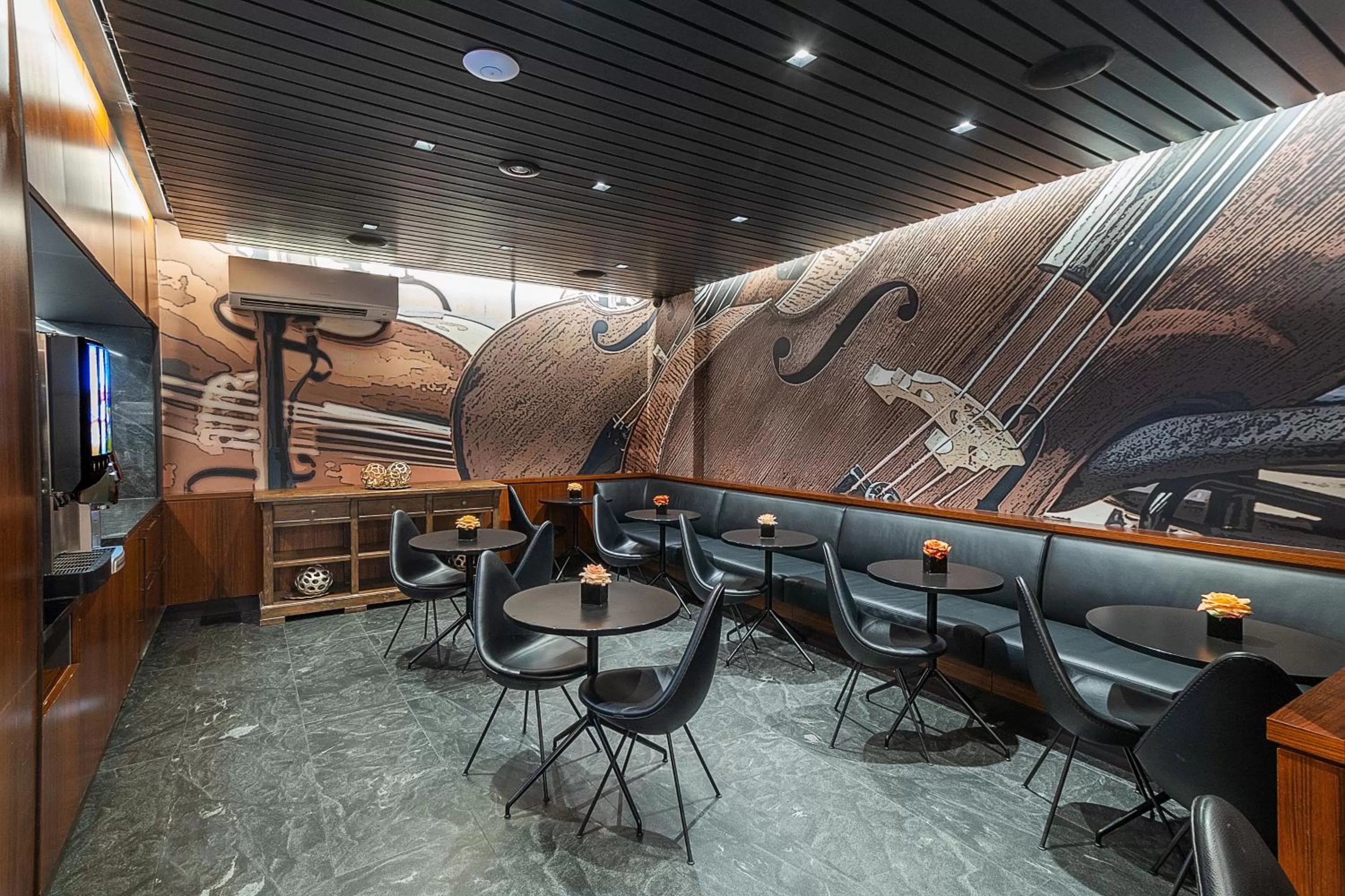 Breakfast in Carnegie Hotel