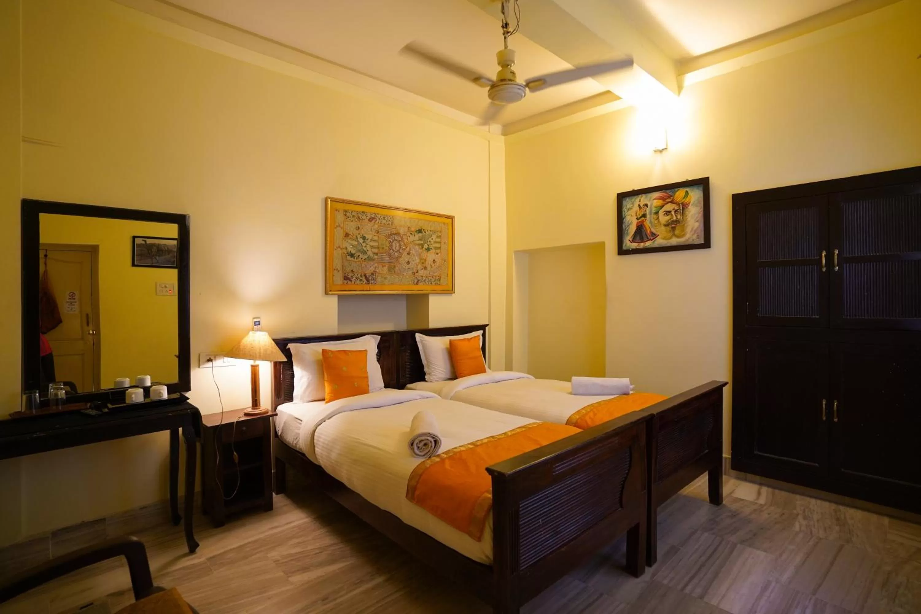 Bed in Hotel Shahi Garh