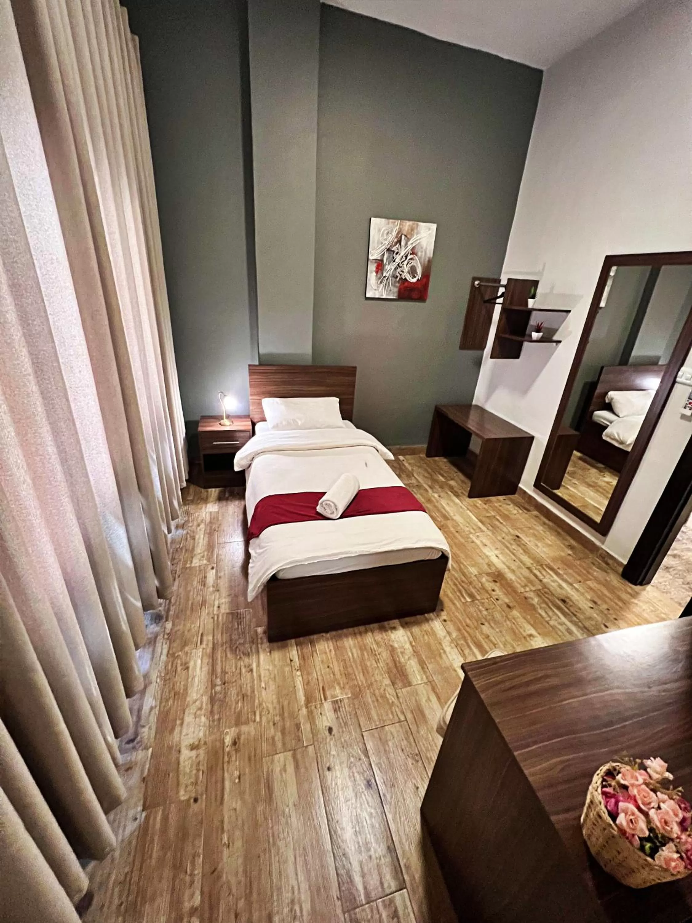 Bedroom, Bed in The Sydney Hotel