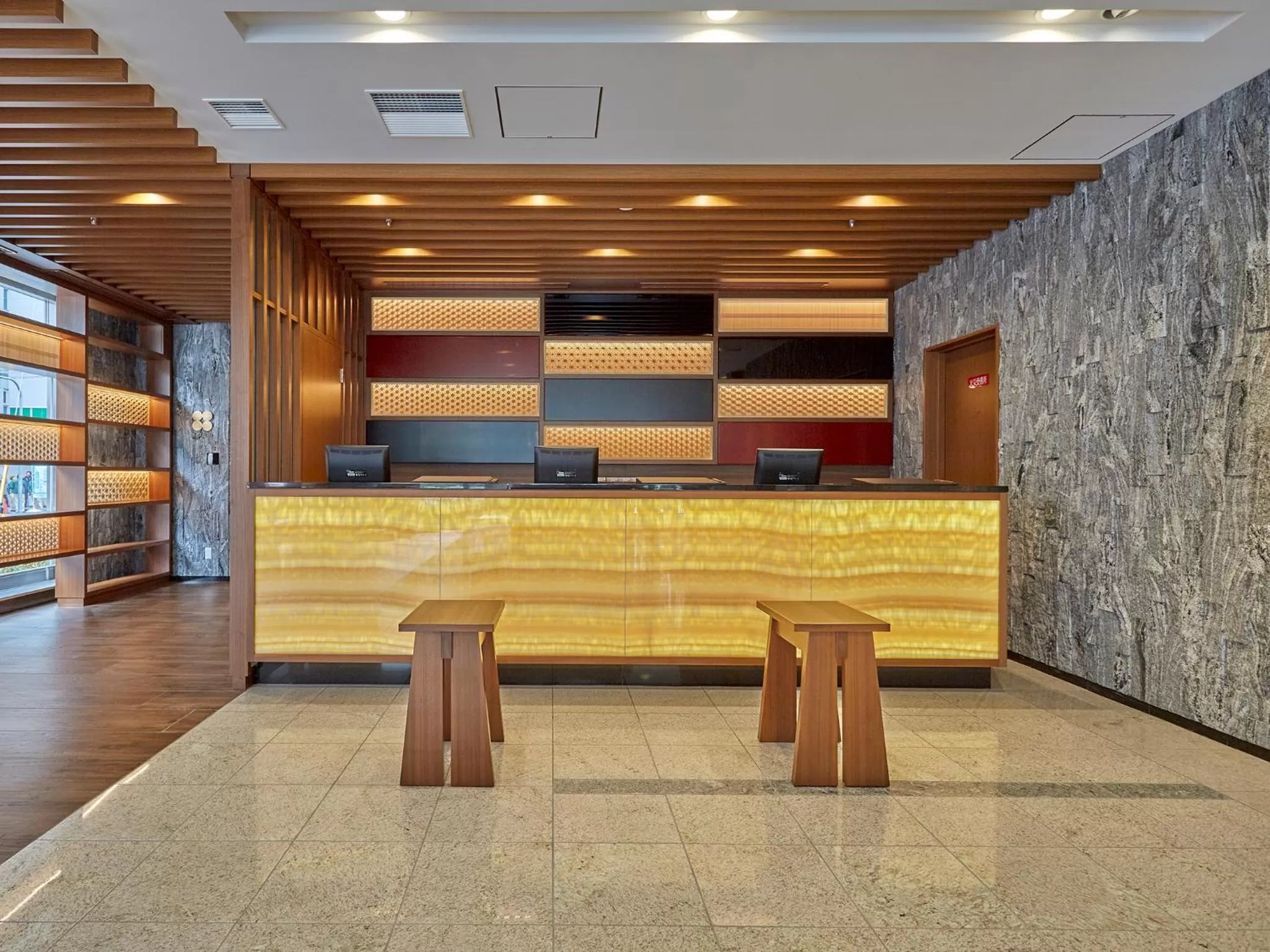 Lobby or reception in Hearton Hotel Shinsaibashi Nagahoridouri