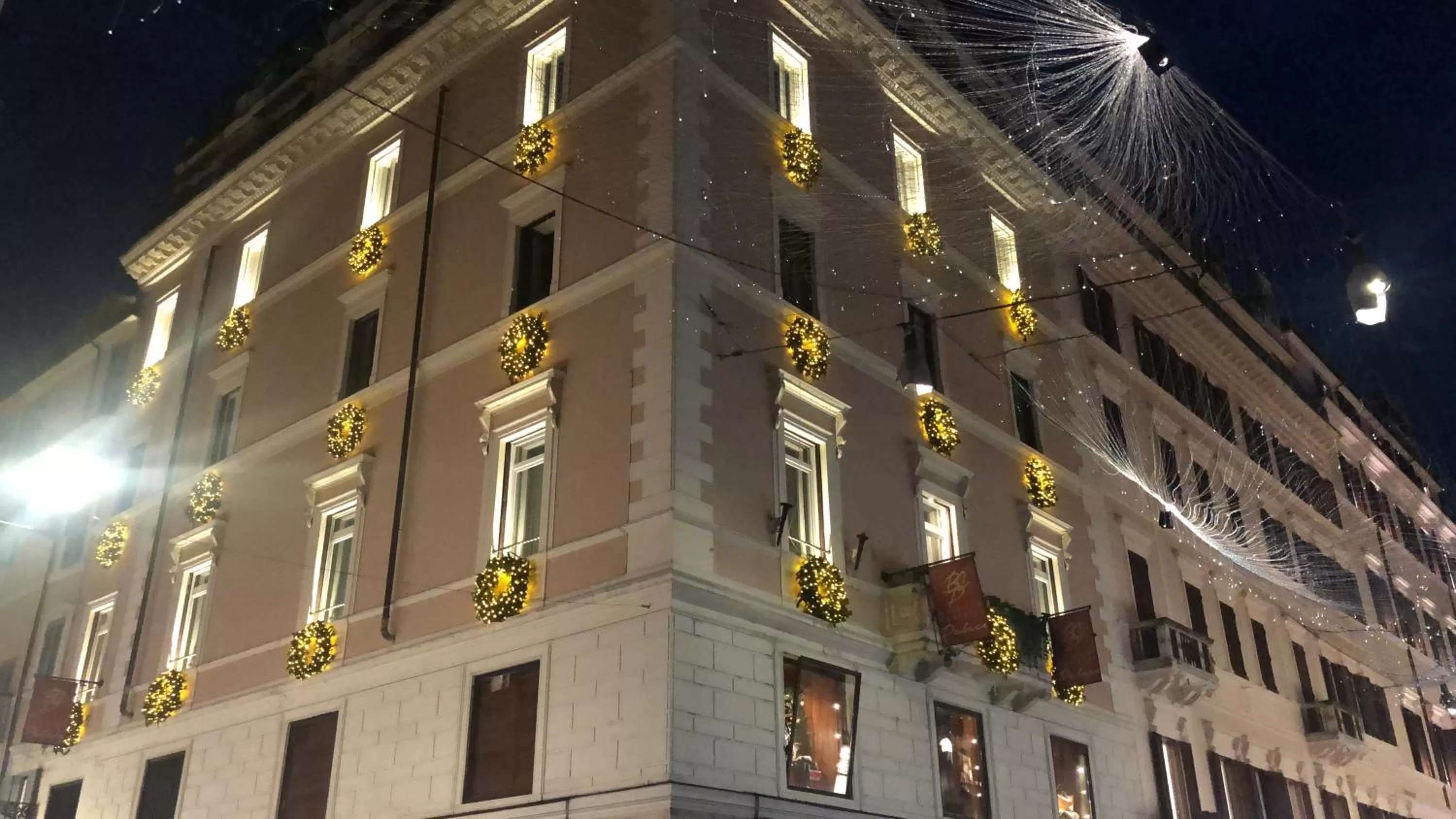 Property building in Boutique Centrale Palace Hotel