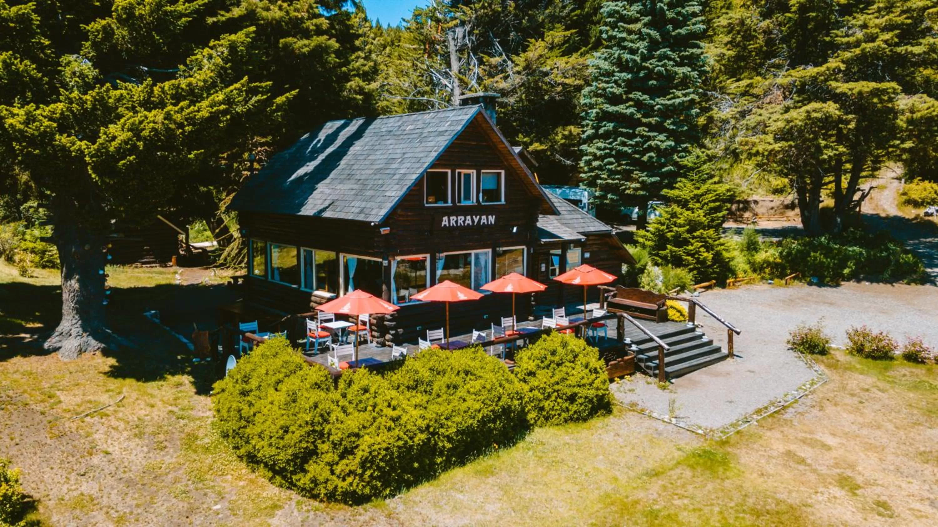 Property building in Arrayan Lake View Mountain Lodge & Casa De Te Arrayan