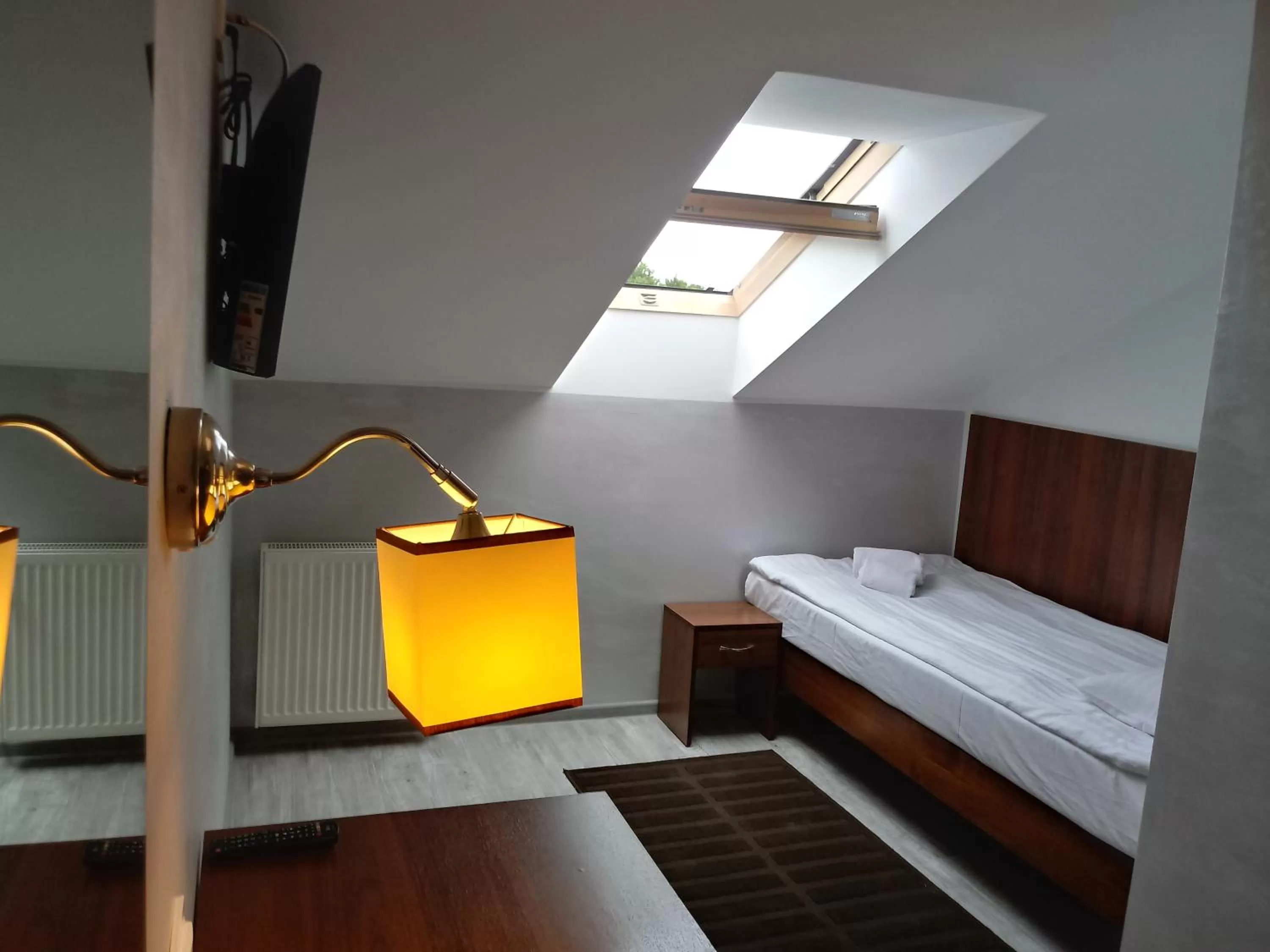 Bed in Hotel Miłosz Restauracja, Basen dla dzieci, Sala Zabaw, Siłownia