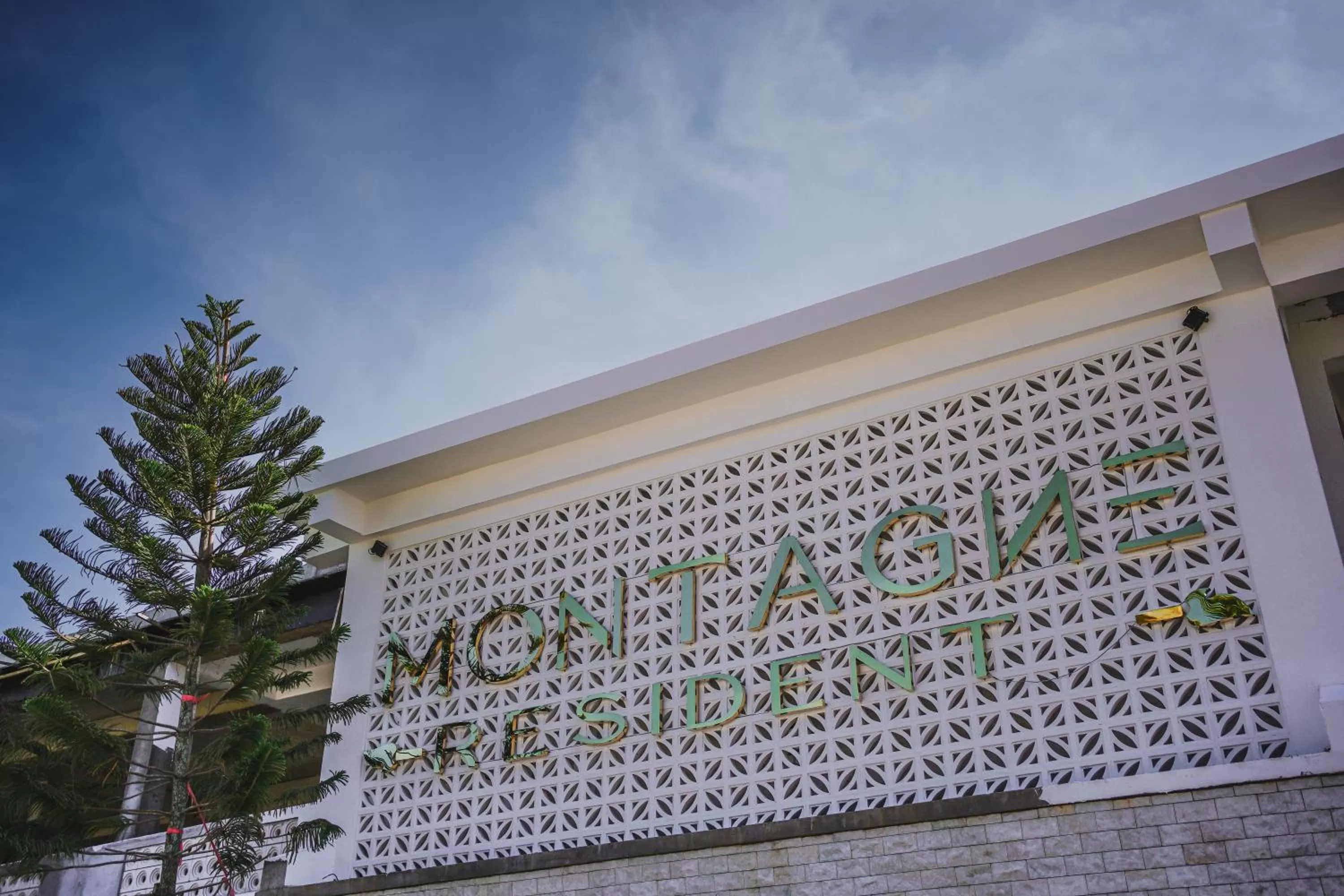Property logo or sign in Montagne Residence