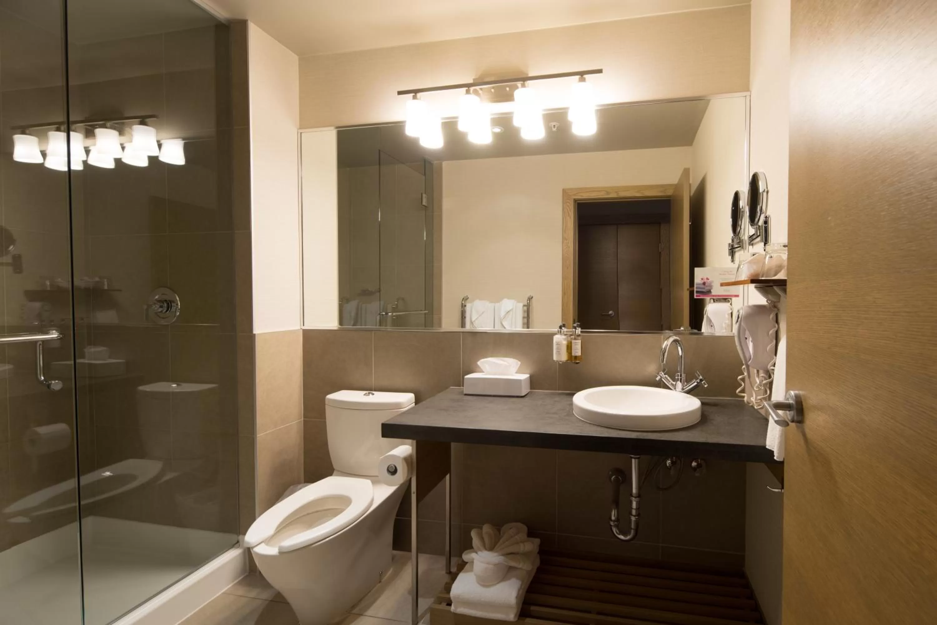 Bathroom in The Sidney Pier Hotel & Spa