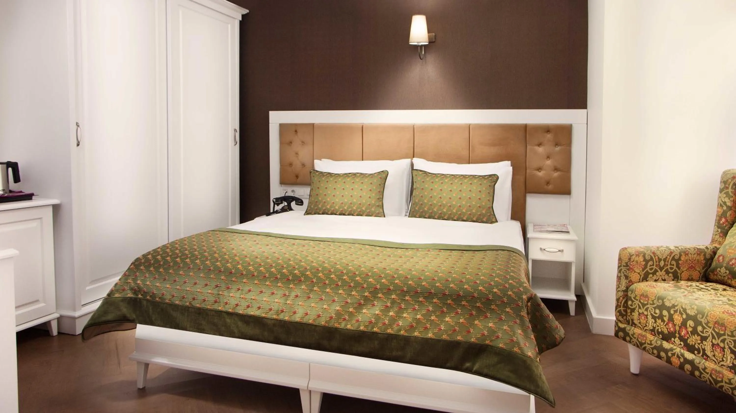 Coffee/tea facilities, Bed in Astan Hotel Galata