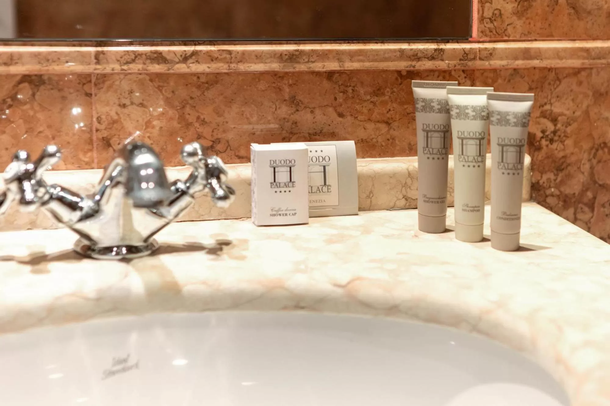 Bathroom in Duodo Palace Hotel