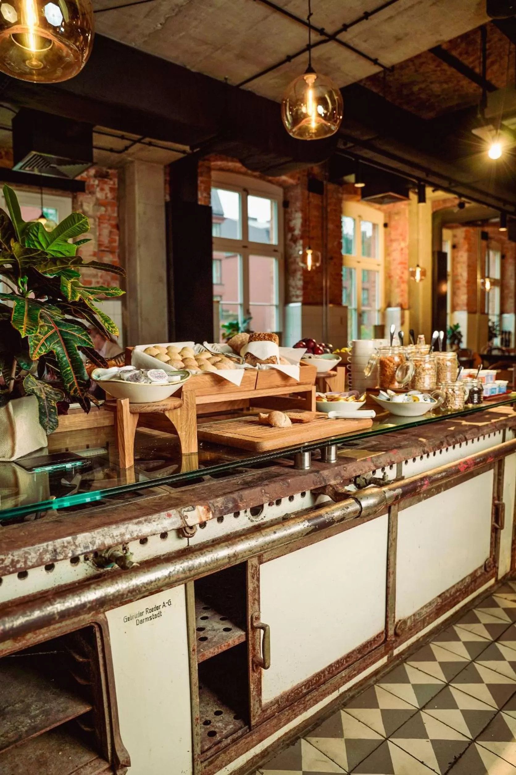 Restaurant/places to eat in ARCHE Dwór Uphagena Gdańsk