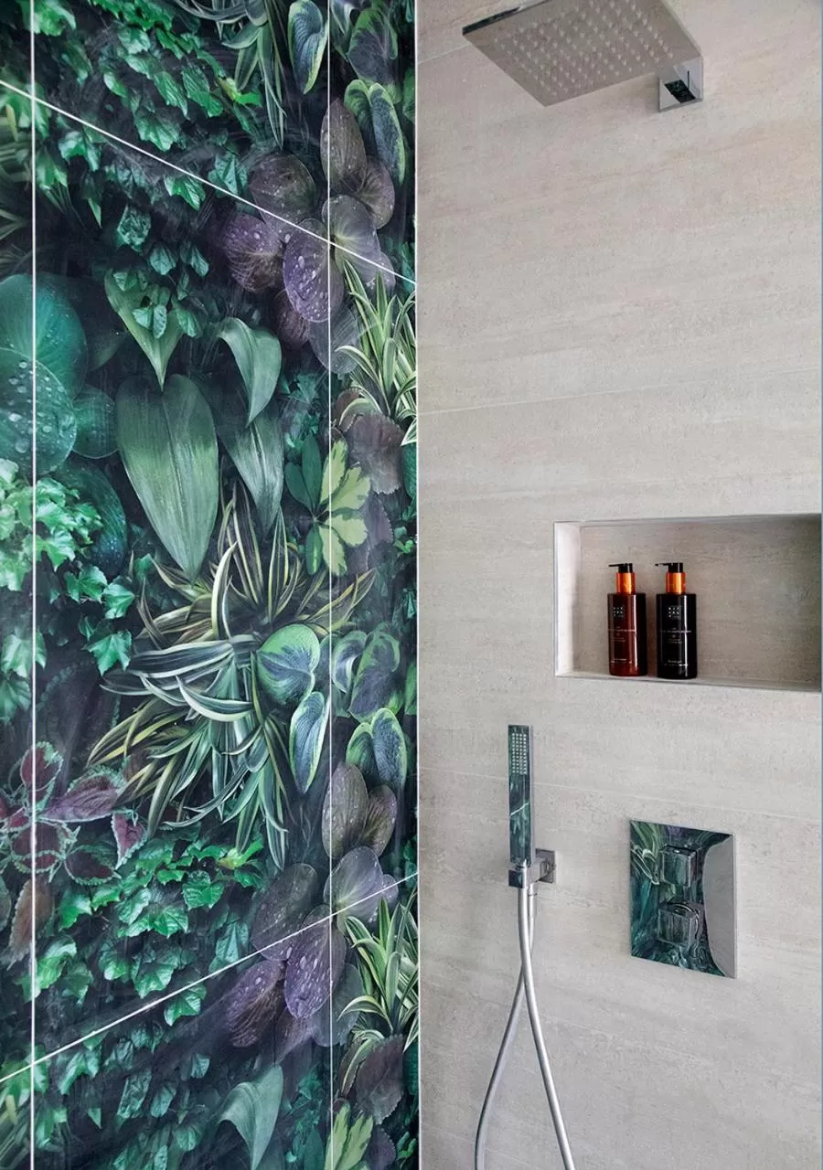 Decorative detail in The Greenhouse