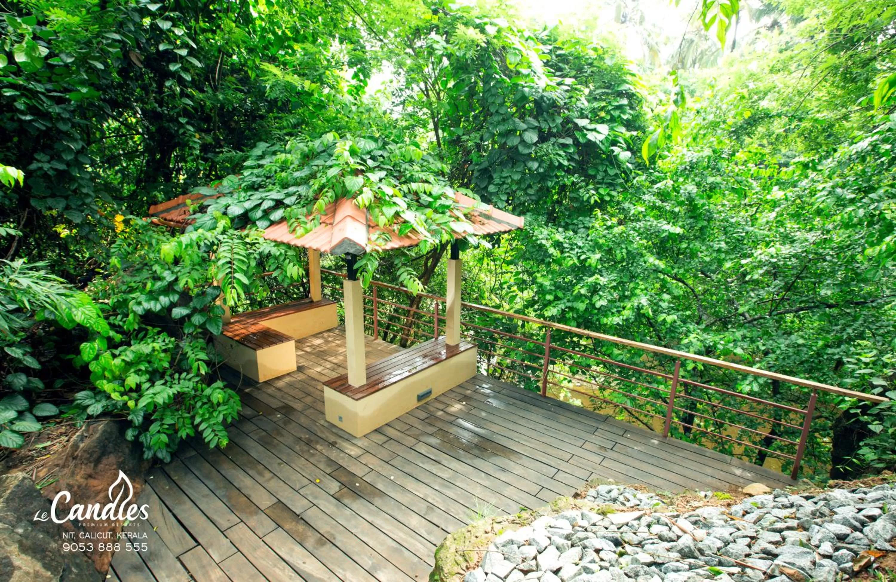 Balcony/Terrace in Le Candles Resort