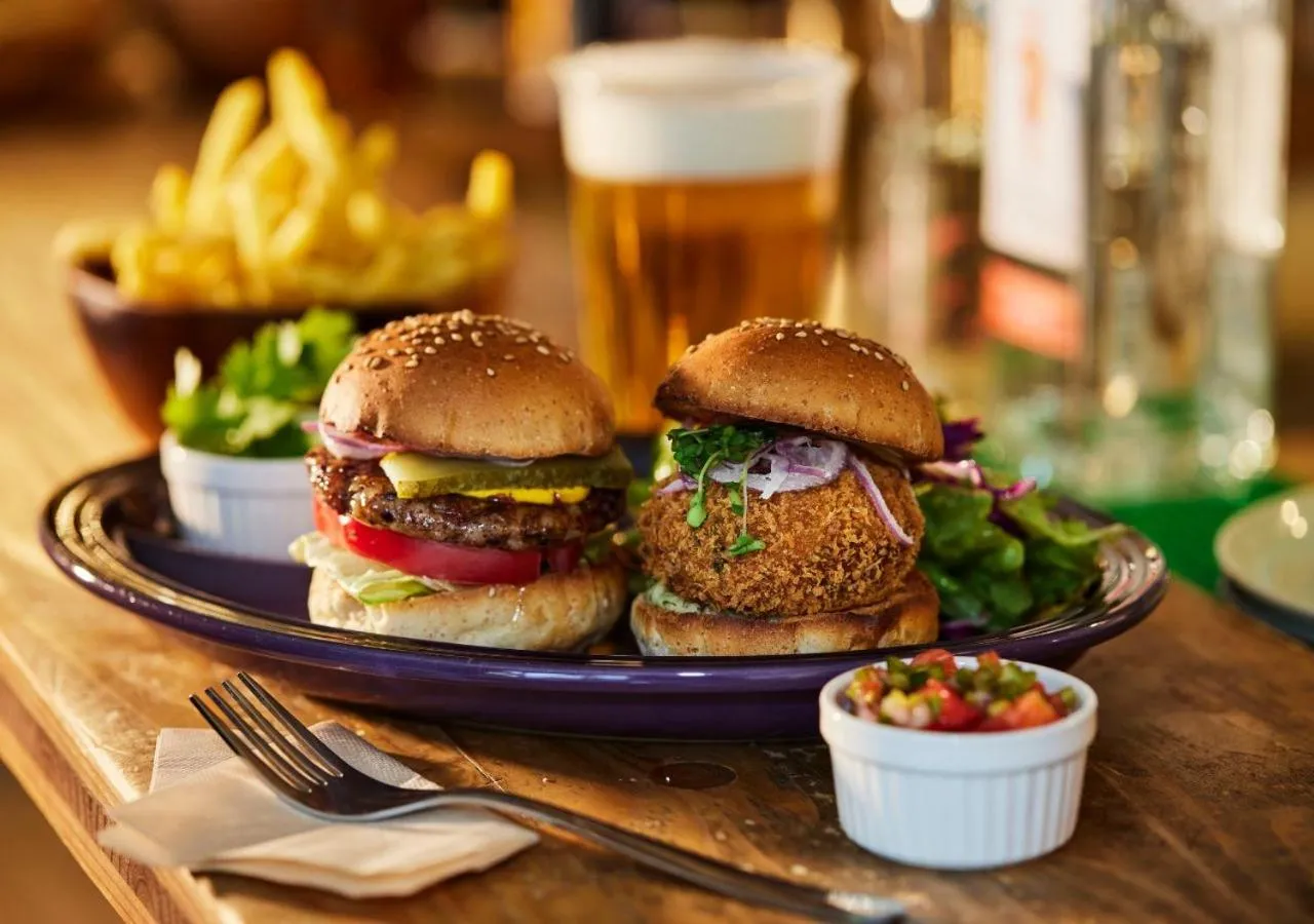 Restaurant/places to eat in Hotel Graphy Nezu