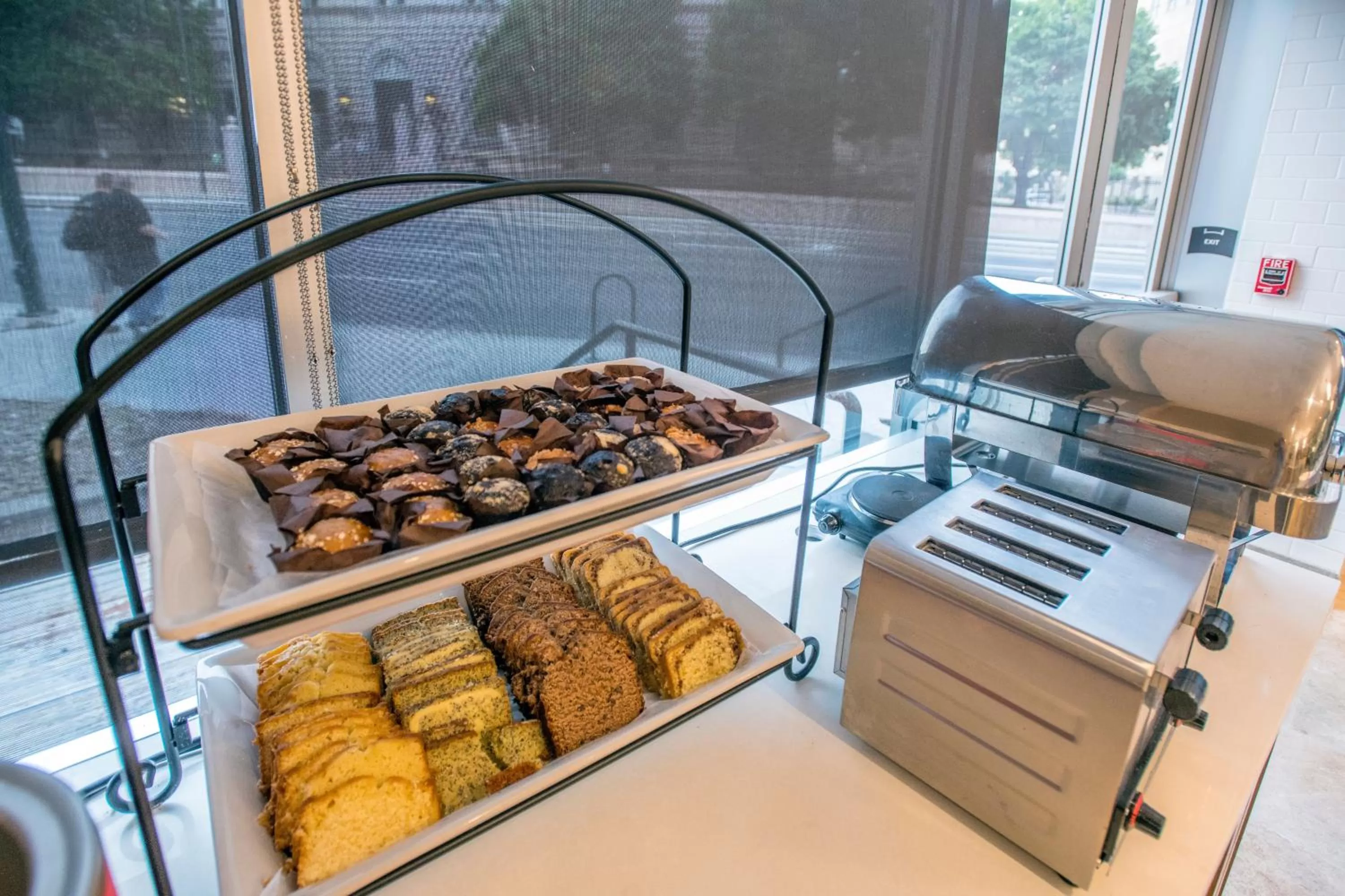 Restaurant/places to eat in Staybridge Suites Denver Downtown by IHG