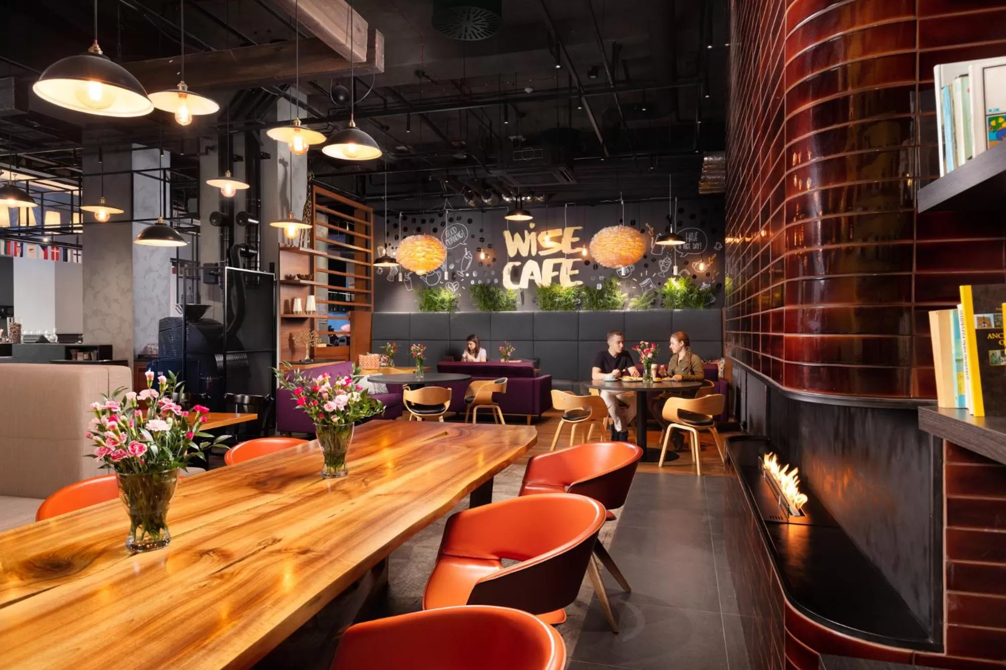 Restaurant/places to eat in Ibis Poznan Centrum
