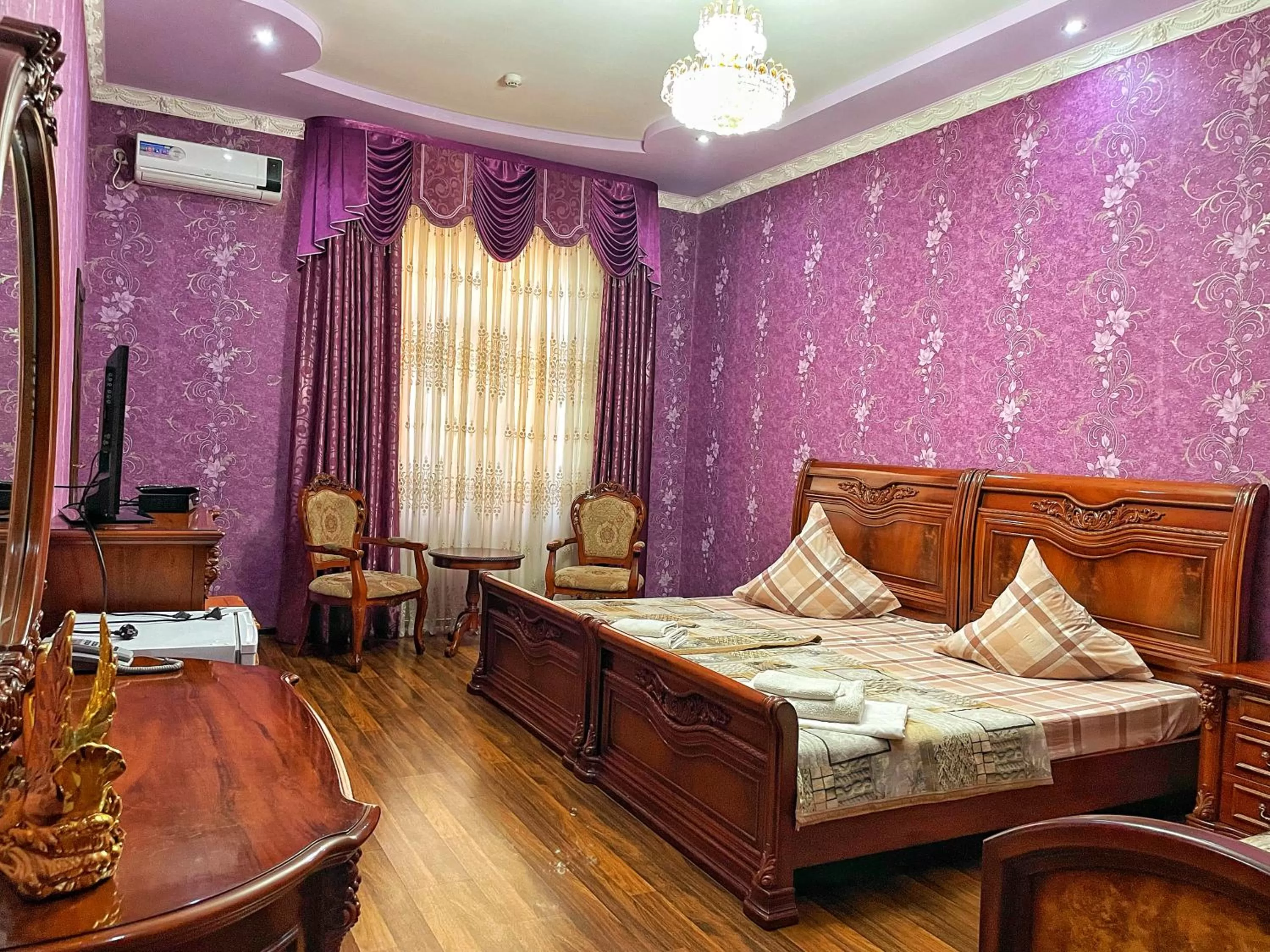 TV and multimedia in Nurafshon Boutique