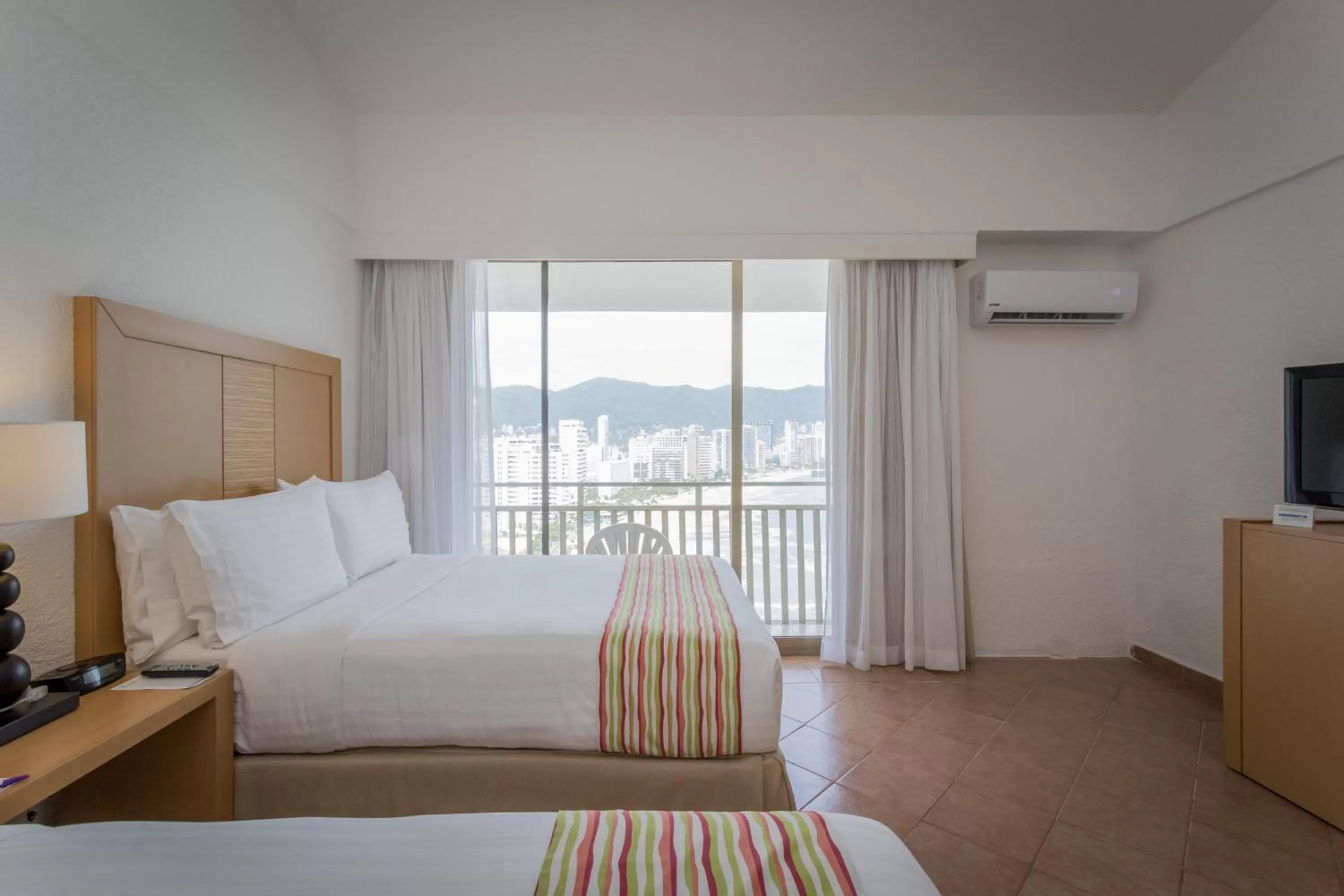 Holiday Inn Resort Acapulco, an IHG Hotel