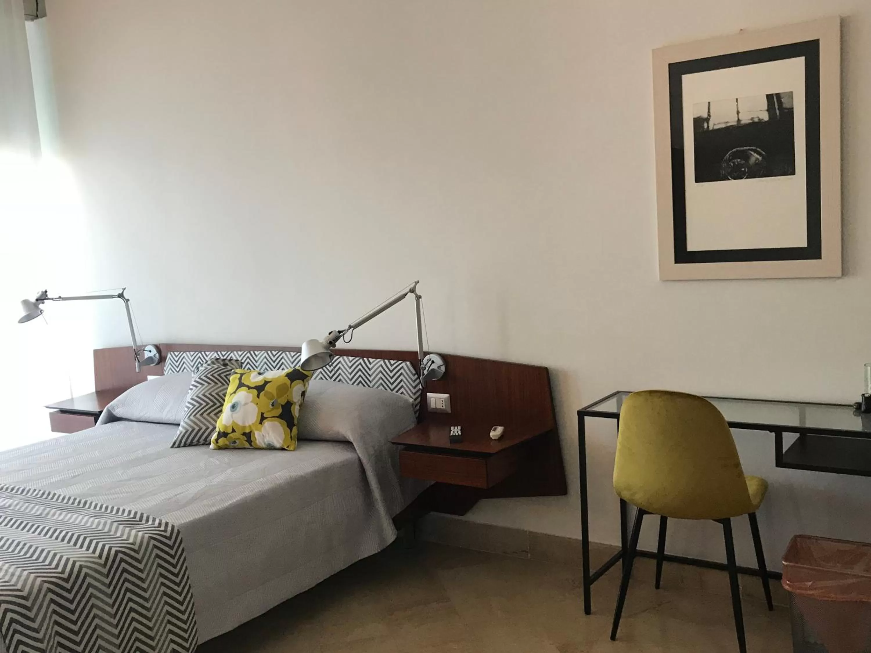 Decorative detail, Bed in B&B Questa casa non e'un albergo