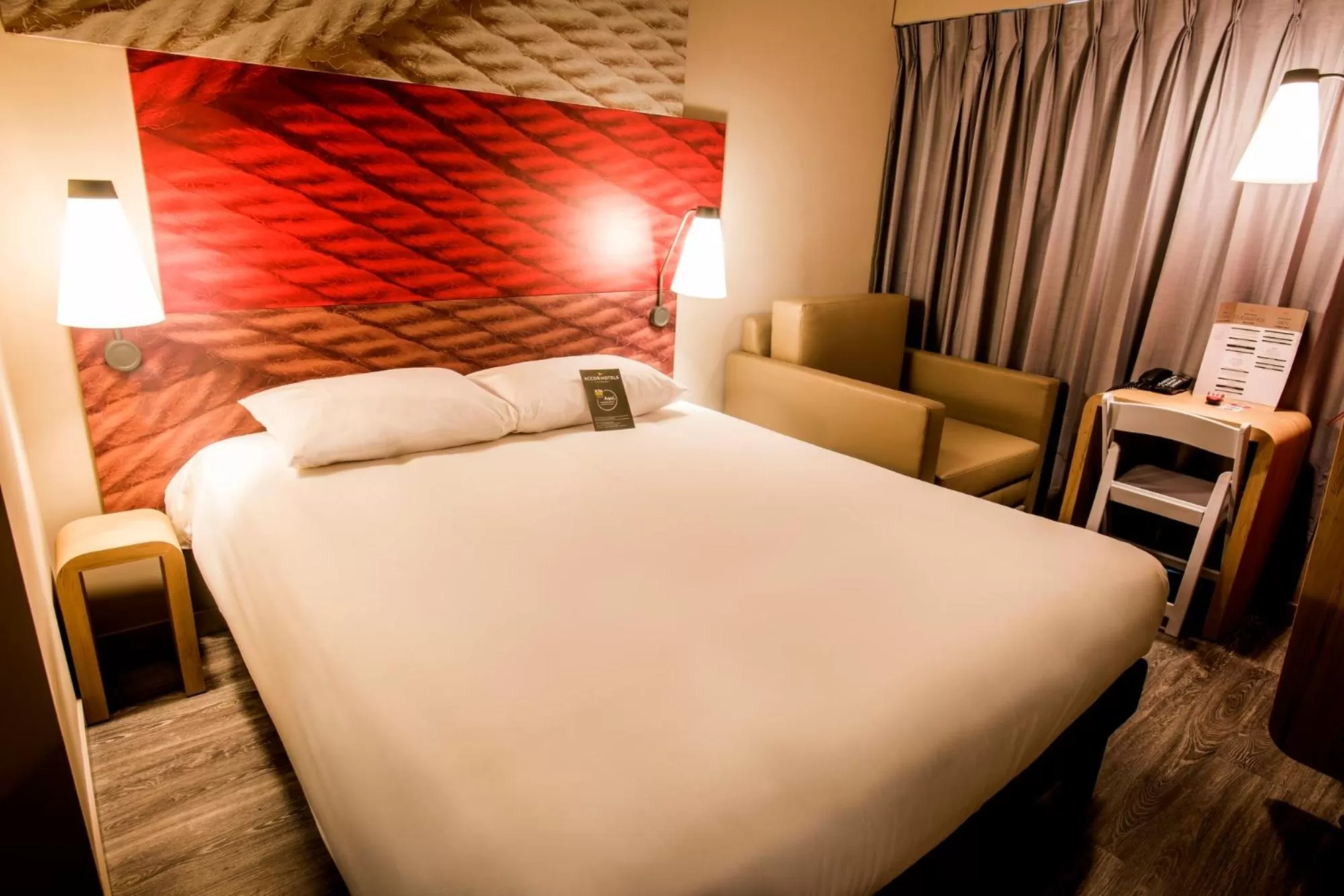 Photo of the whole room, Bed in Hotel Ibis Cali Granada