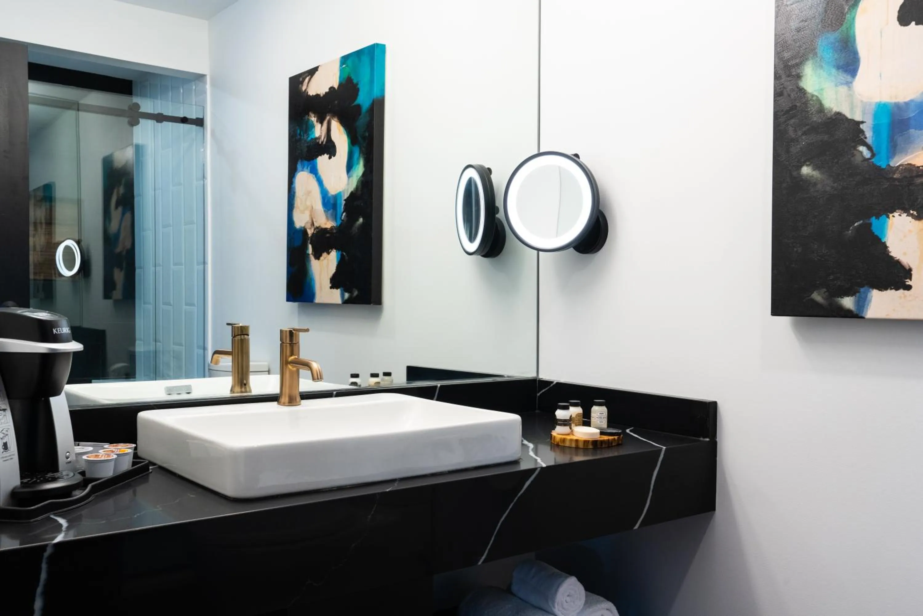 Bathroom in The Earl in Charlevoix