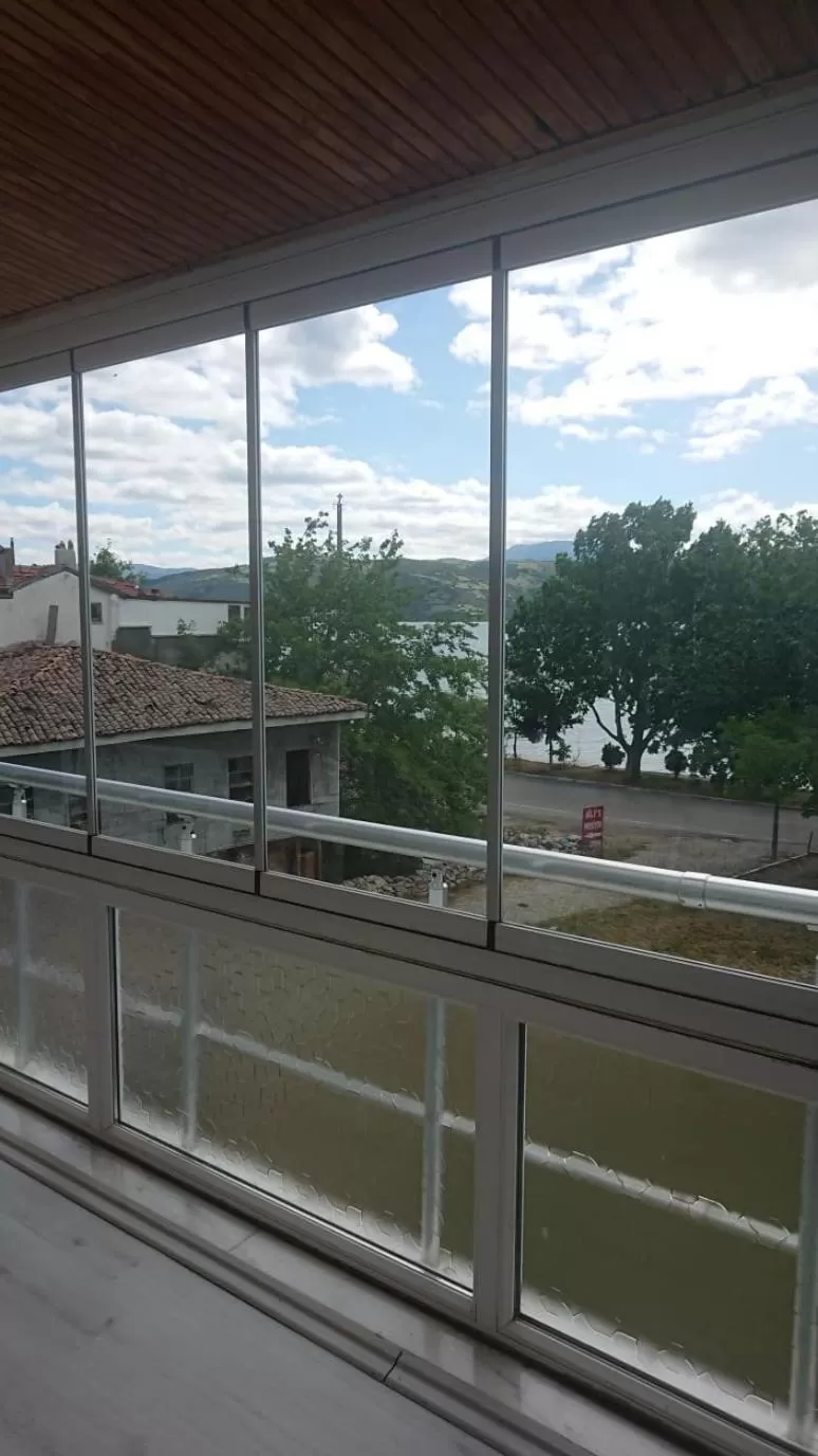 Ali's Pension ada alis