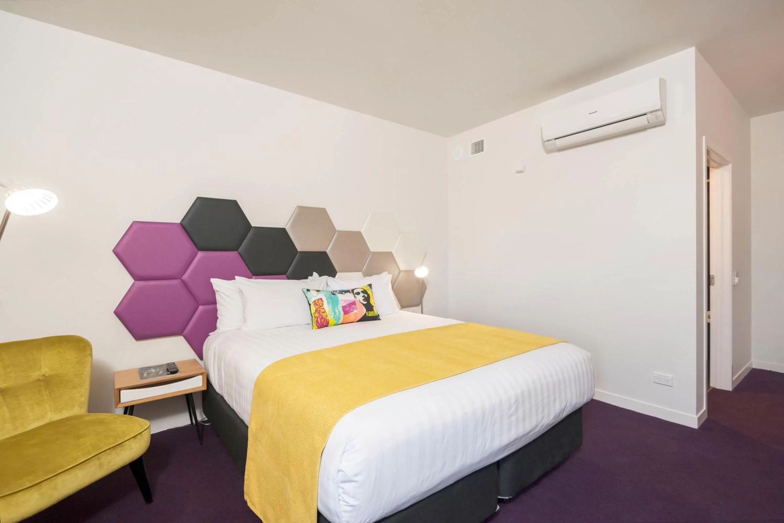 City Urban Premium - Weekly Houskeeping in BreakFree on Cashel, an Accor Hotel
