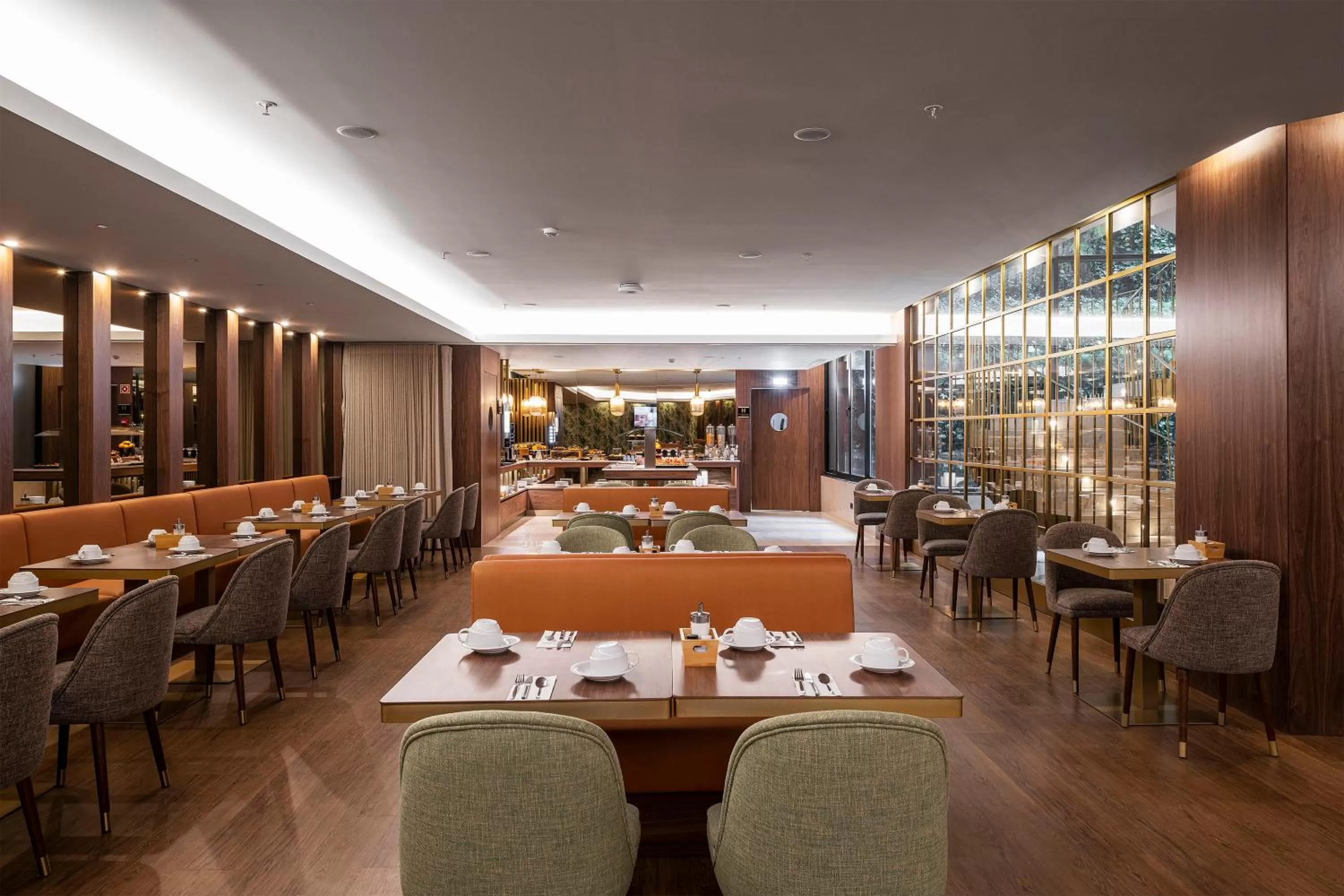 Breakfast in TURIM Oporto Hotel