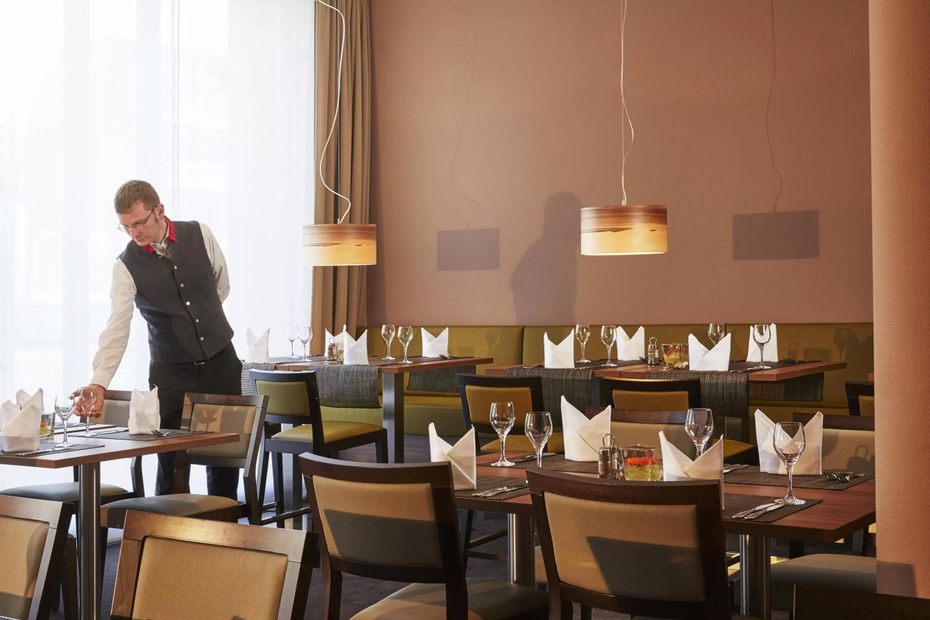 Restaurant/places to eat in H4 Hotel Hamburg Bergedorf, Trademark Collection by Wyndham