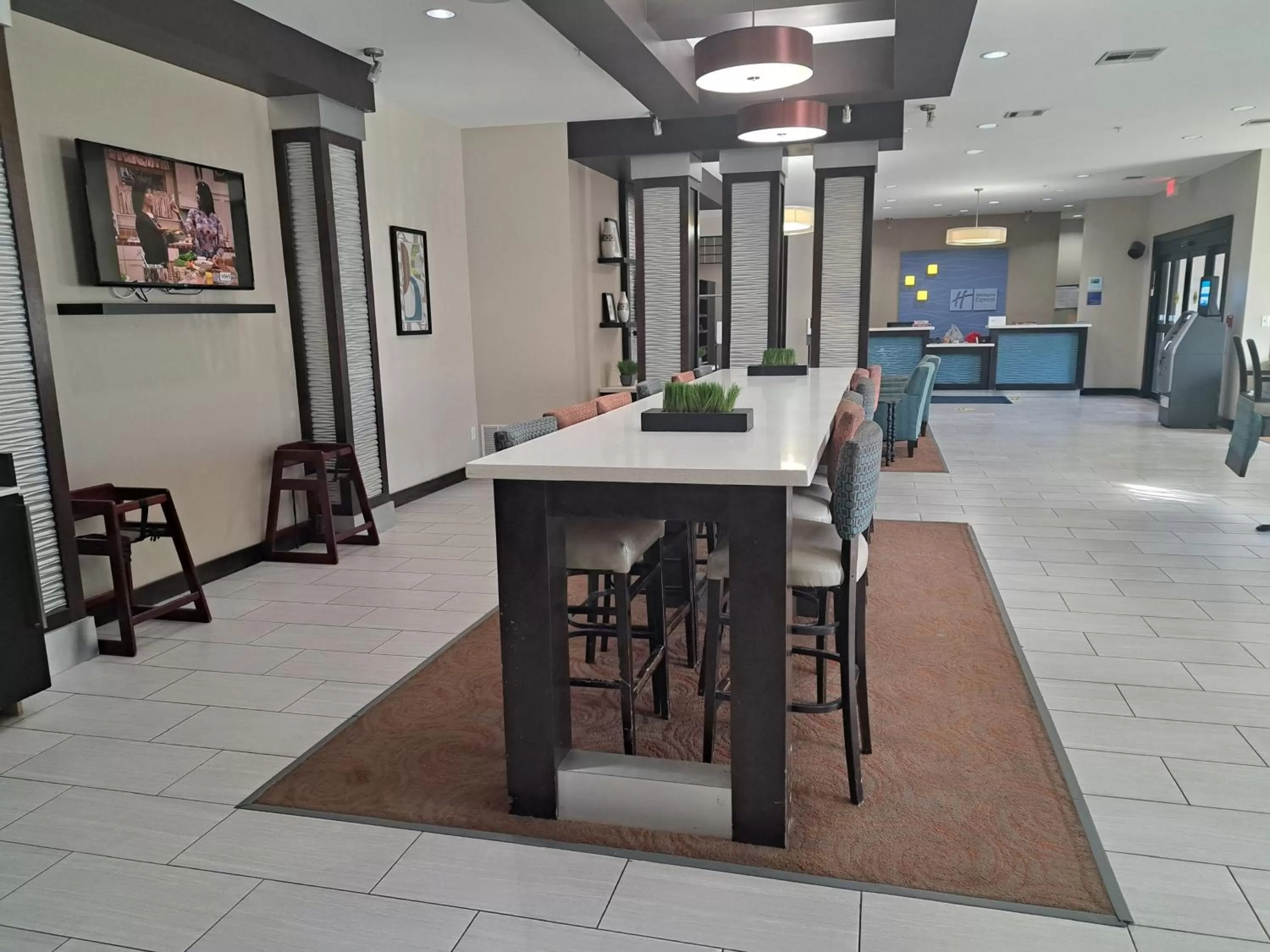 Property building in Holiday Inn Express Kenedy by IHG