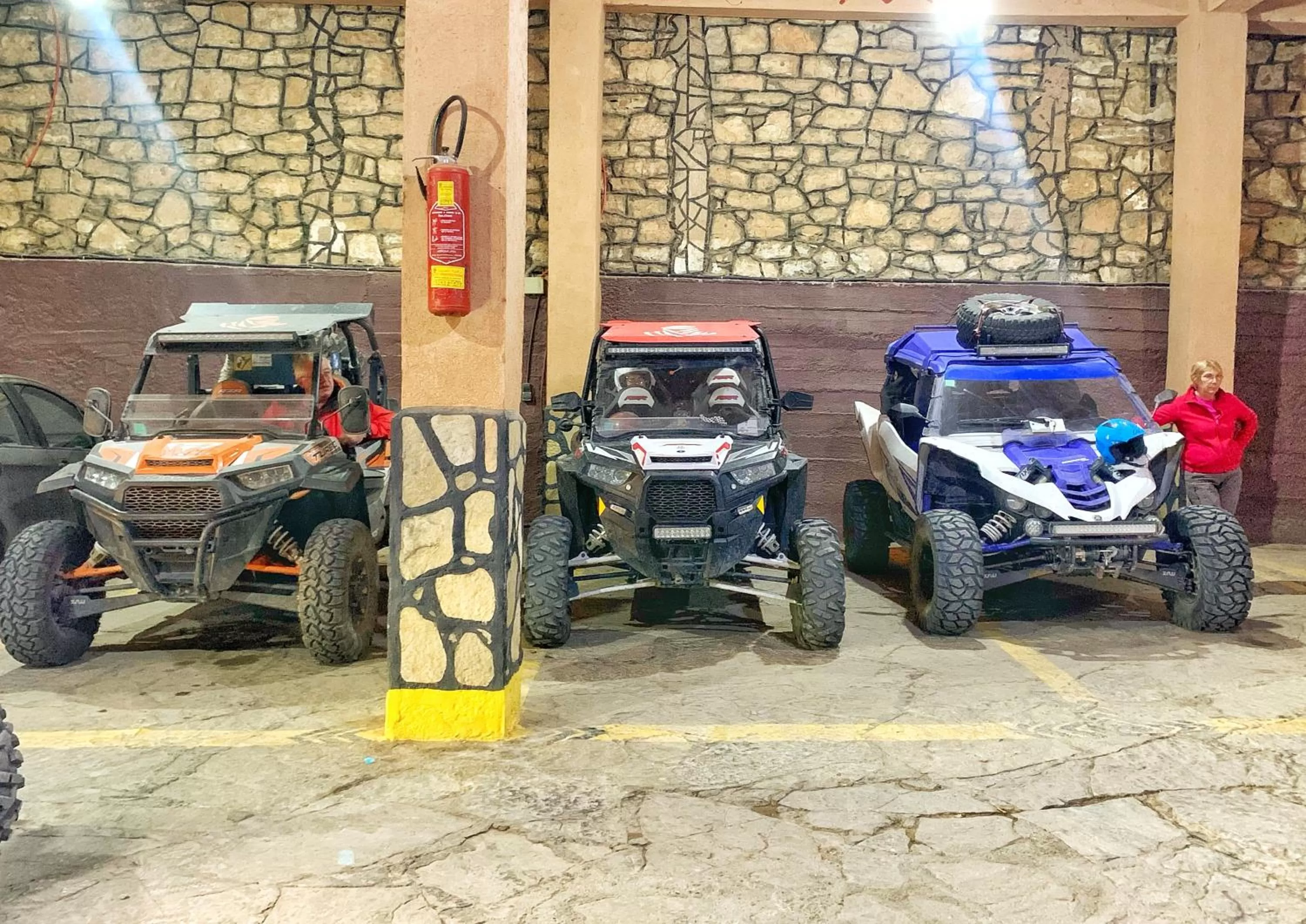 Parking in Hotel Restaurant La Kasbah