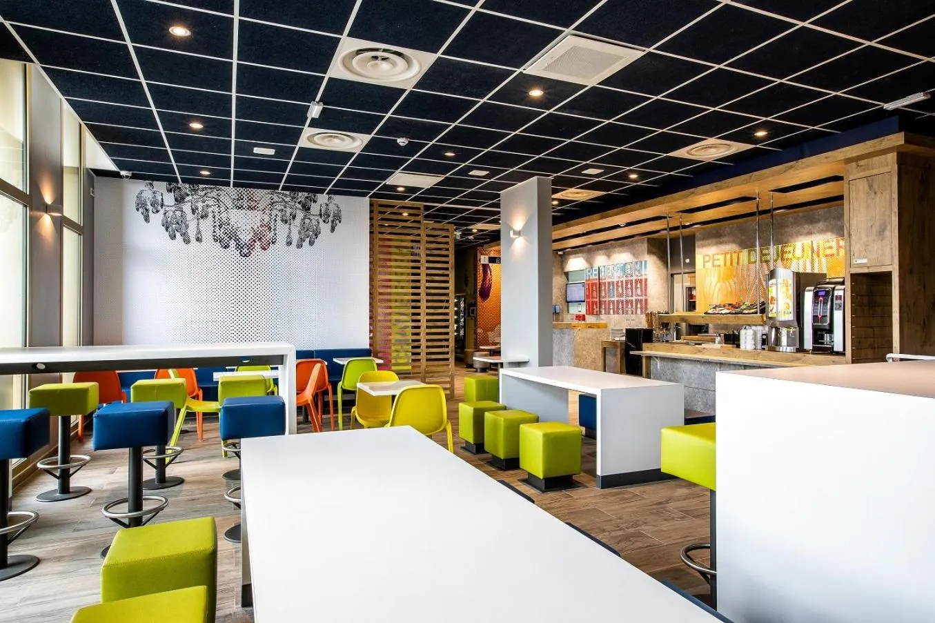 Breakfast in ibis budget Paris Gennevilliers