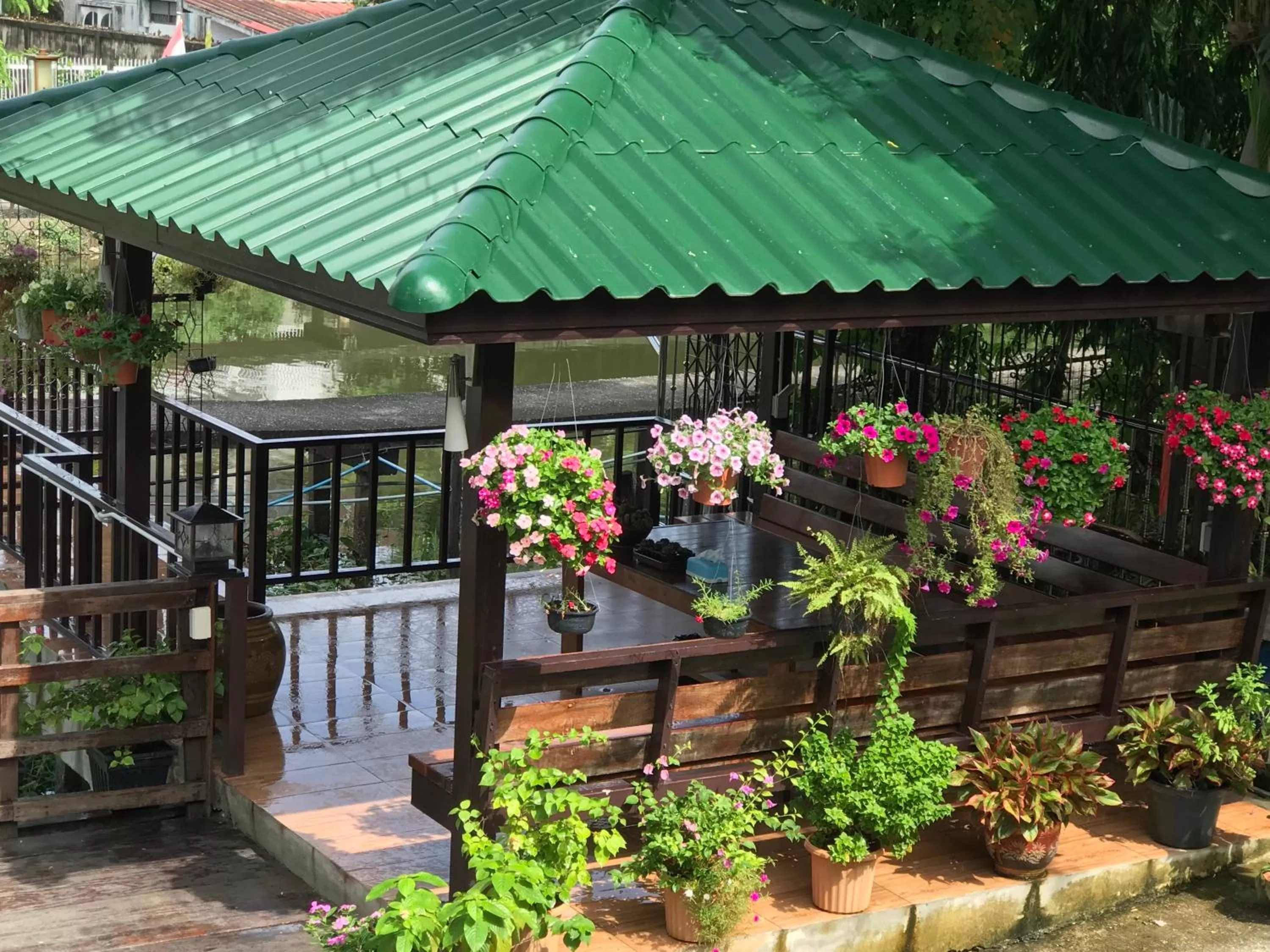 Songthai Suvarnabhumi