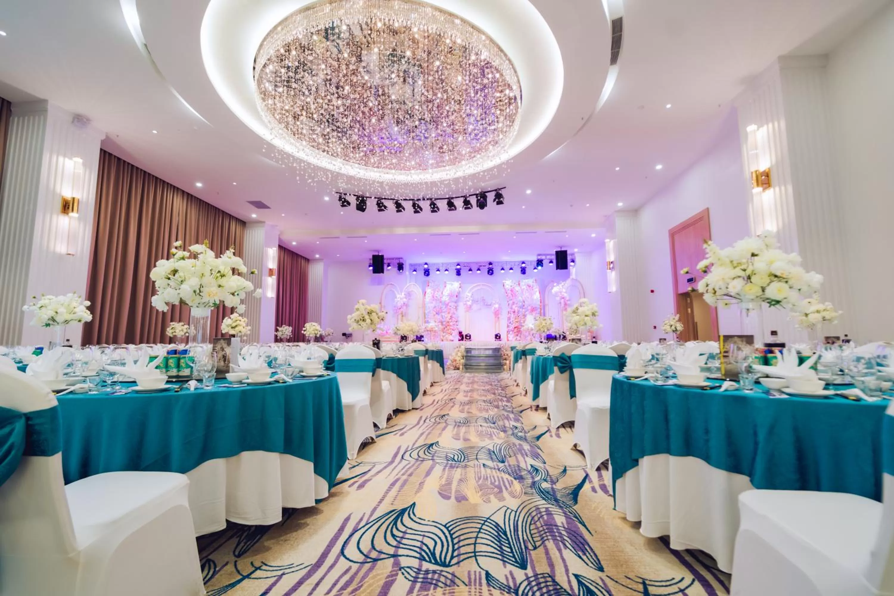 Banquet/Function facilities in Paddington Hotel Halong Bayview