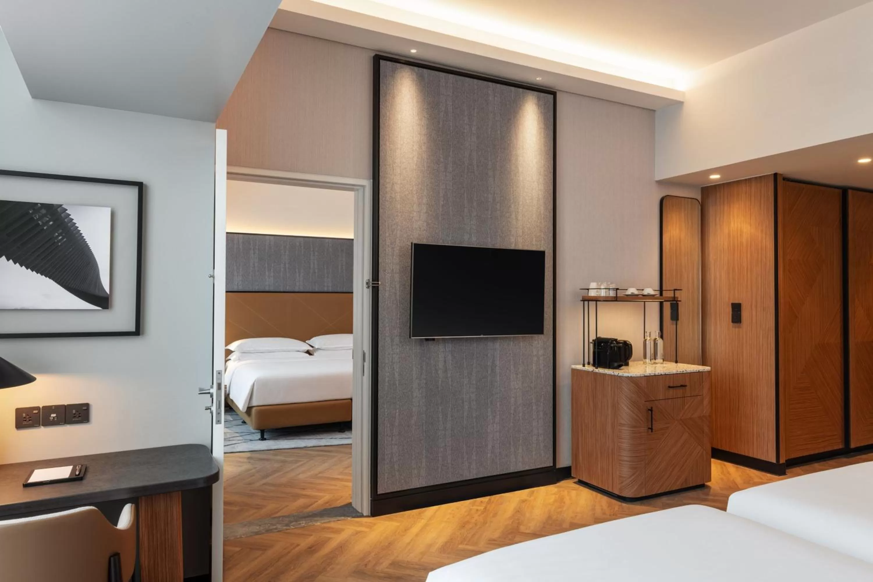 Bedroom, Bed in Sheraton Mall of the Emirates Hotel, Dubai