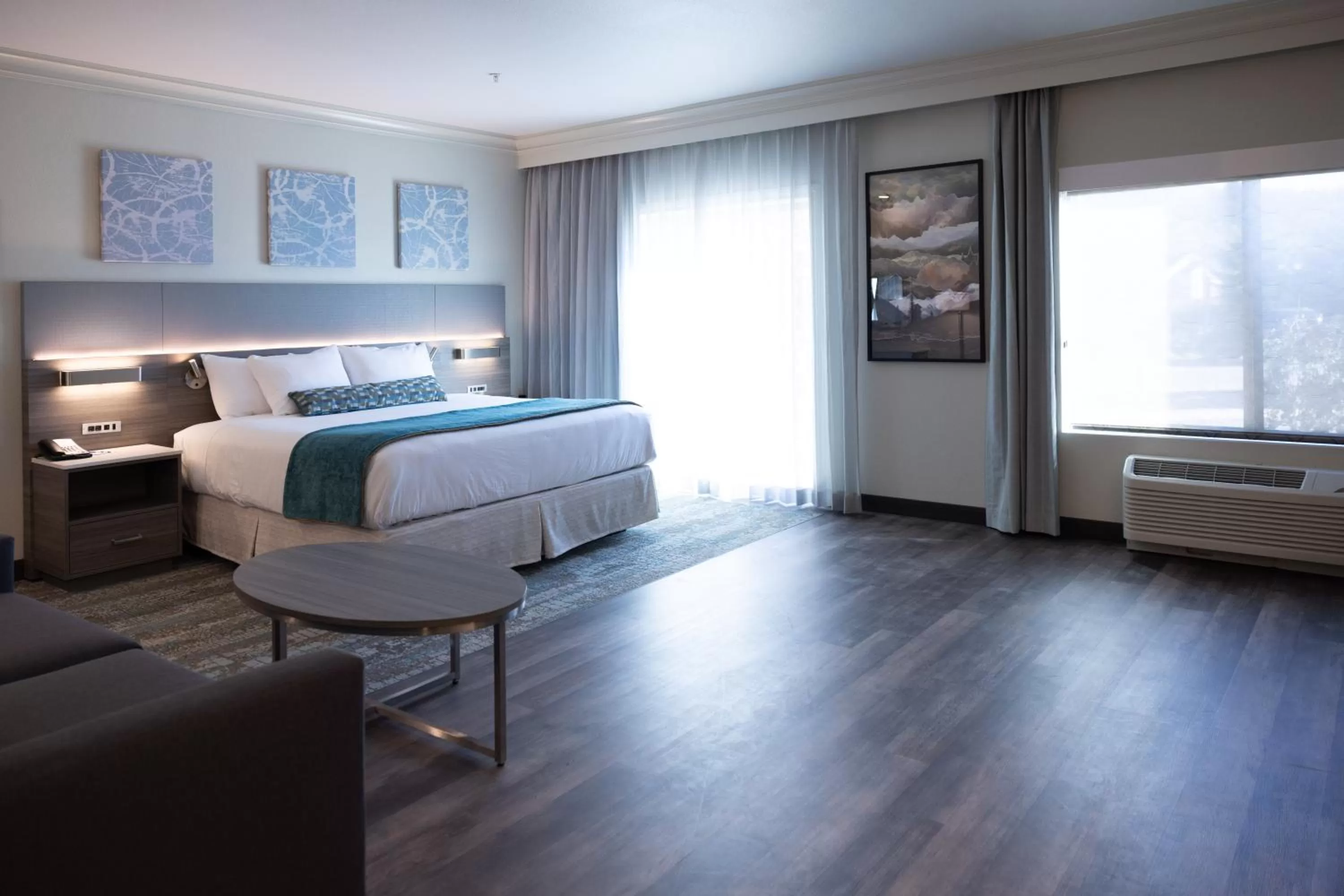 Bed in Blue Lake Casino and Hotel