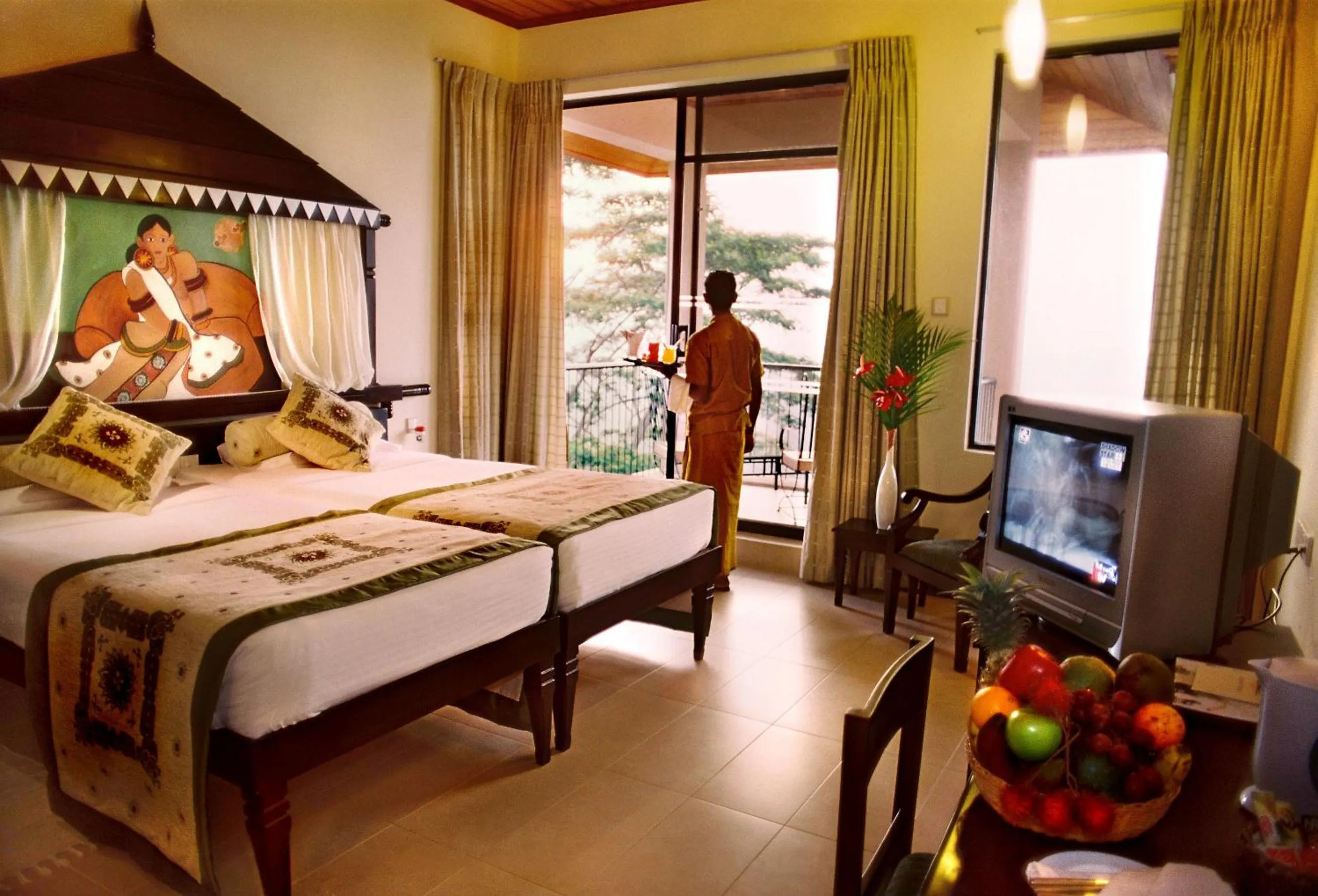 Staff in Randholee Resort & Spa