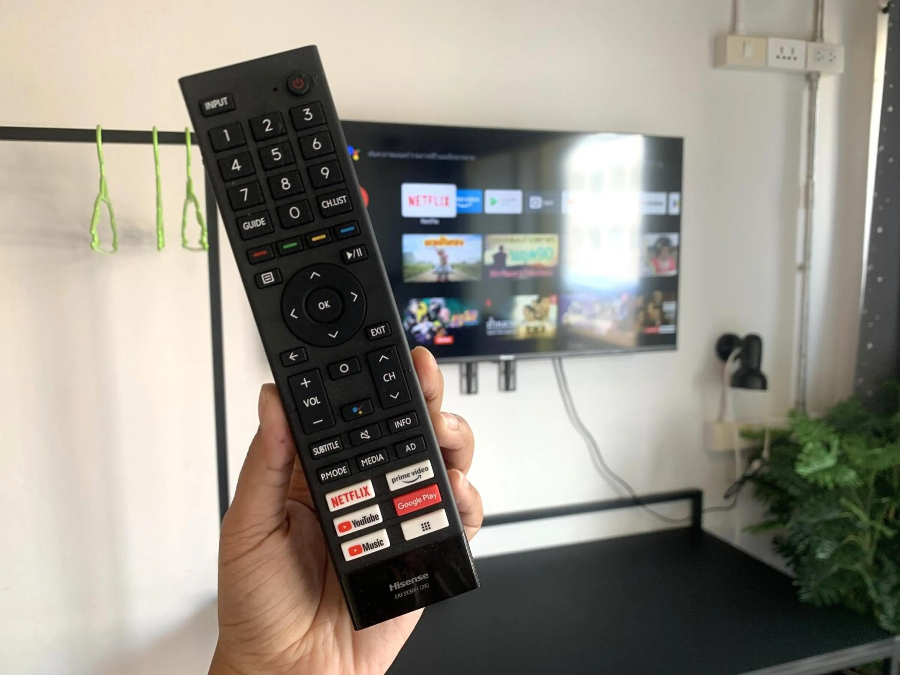 TV and multimedia in Sleep Sheep Phuket Hostel SHA