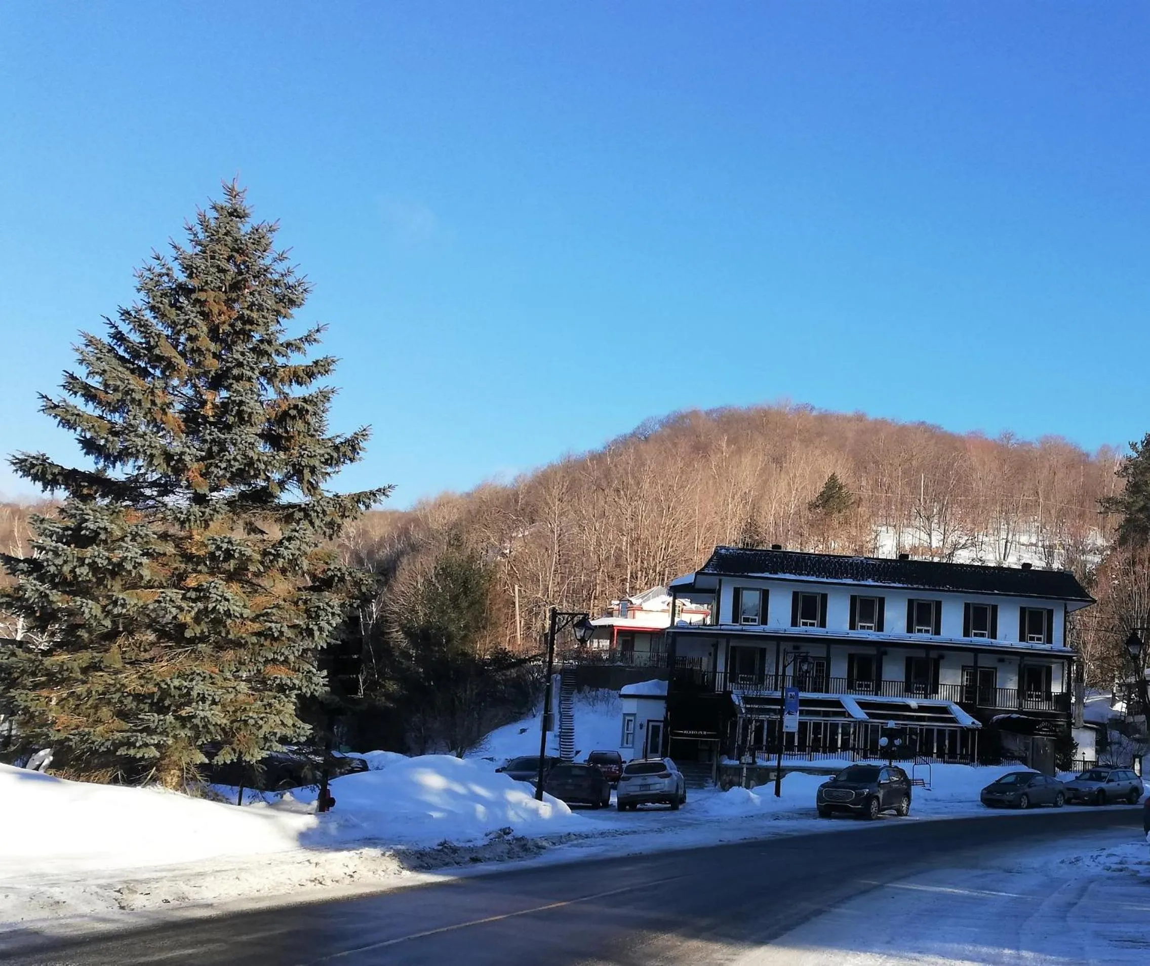 Facade/entrance in Hotel Mont-Tremblant
