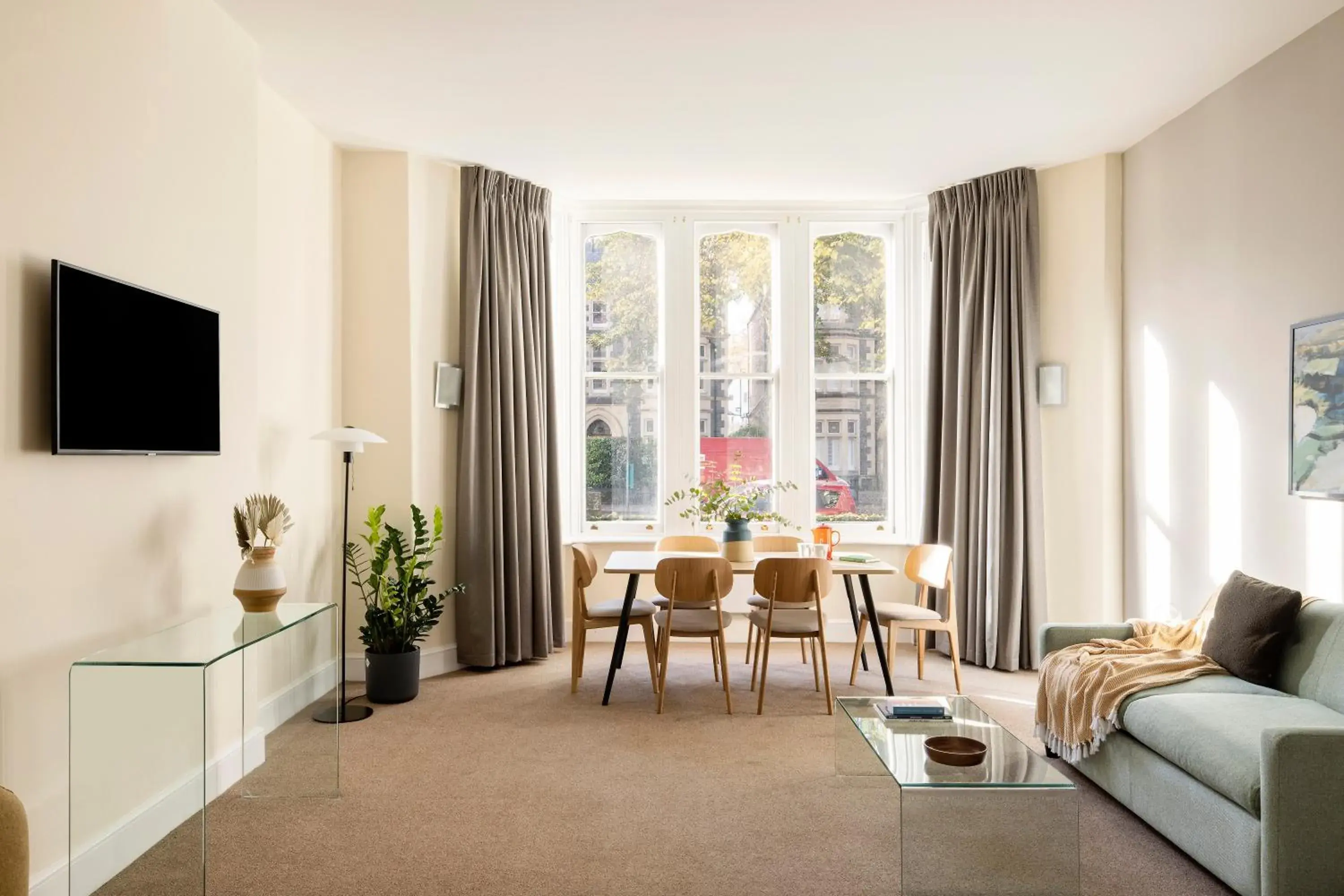 SACO Cardiff Cathedral Road SACO Cardiff Cathedral Road