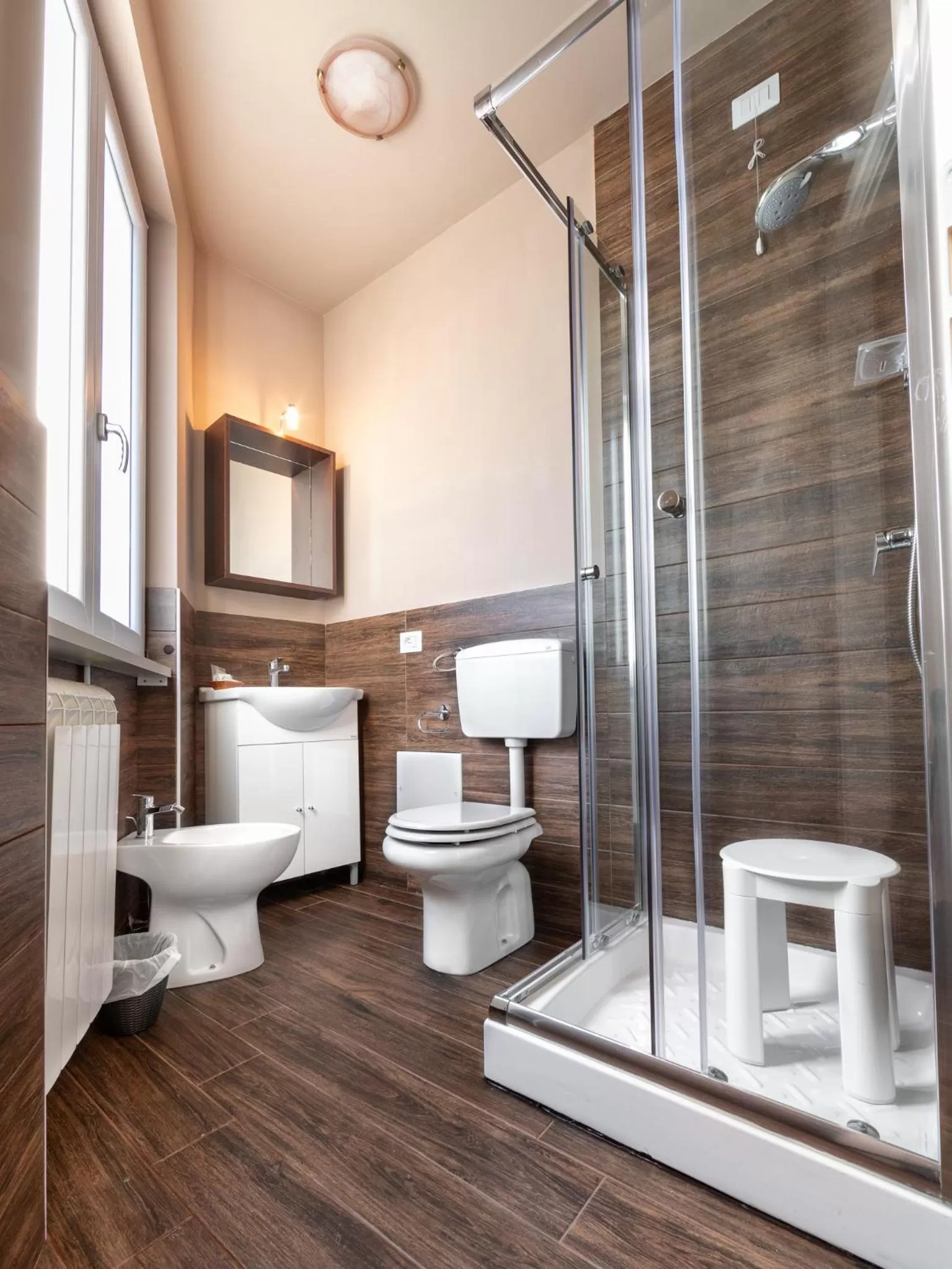 Shower in Hotel Giulietta