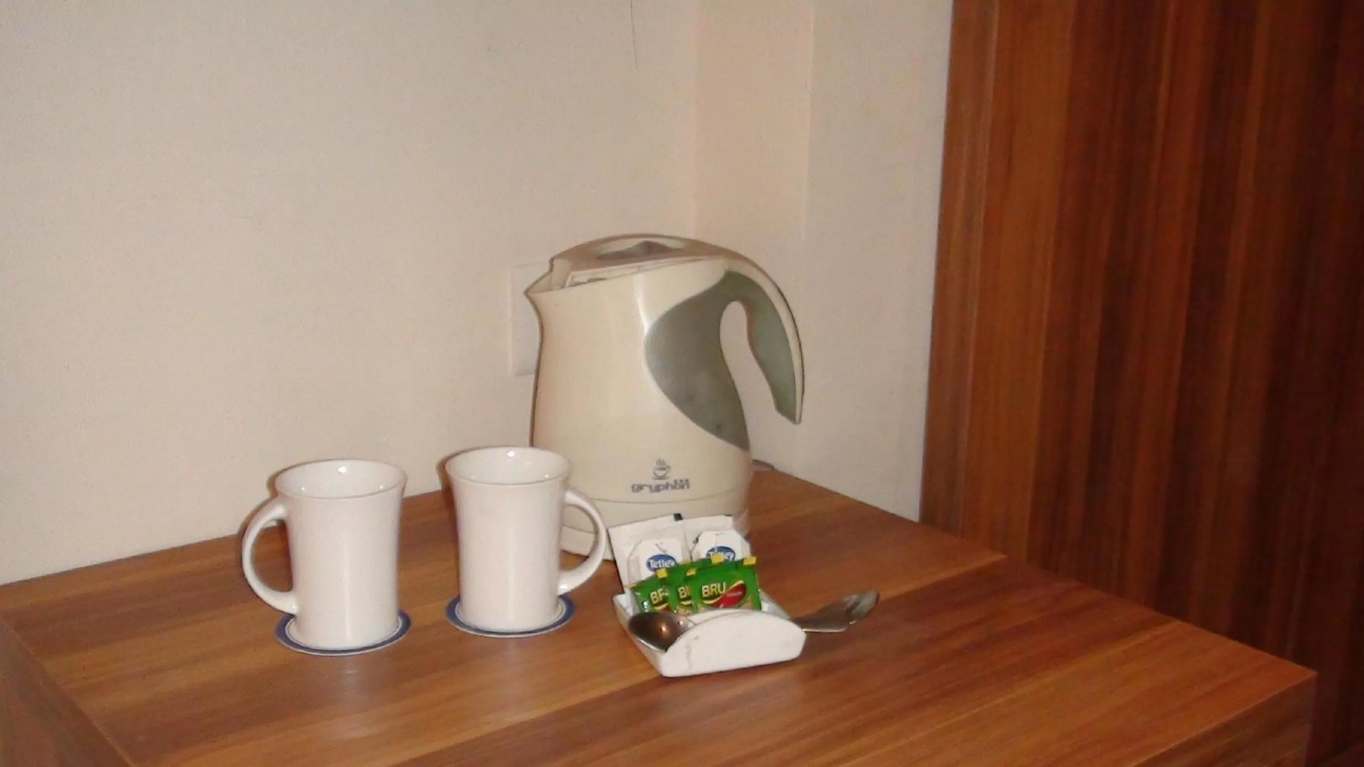 Coffee/tea facilities in Le Roi Udaipur