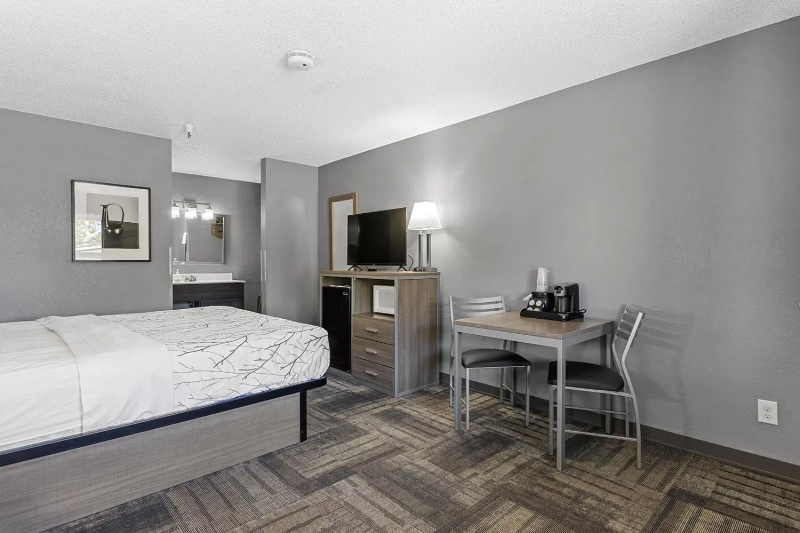 Bedroom, Bed in GreenTree Inn Prescott Valley