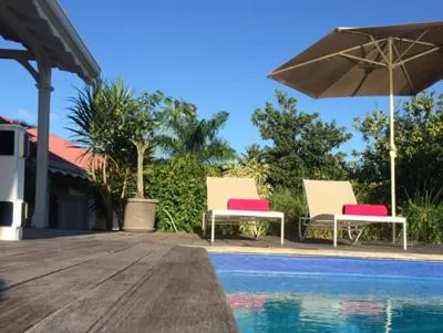 Day in Villa Cajou chambres d'hôtes chez l'habitant et Zanzibar cottage