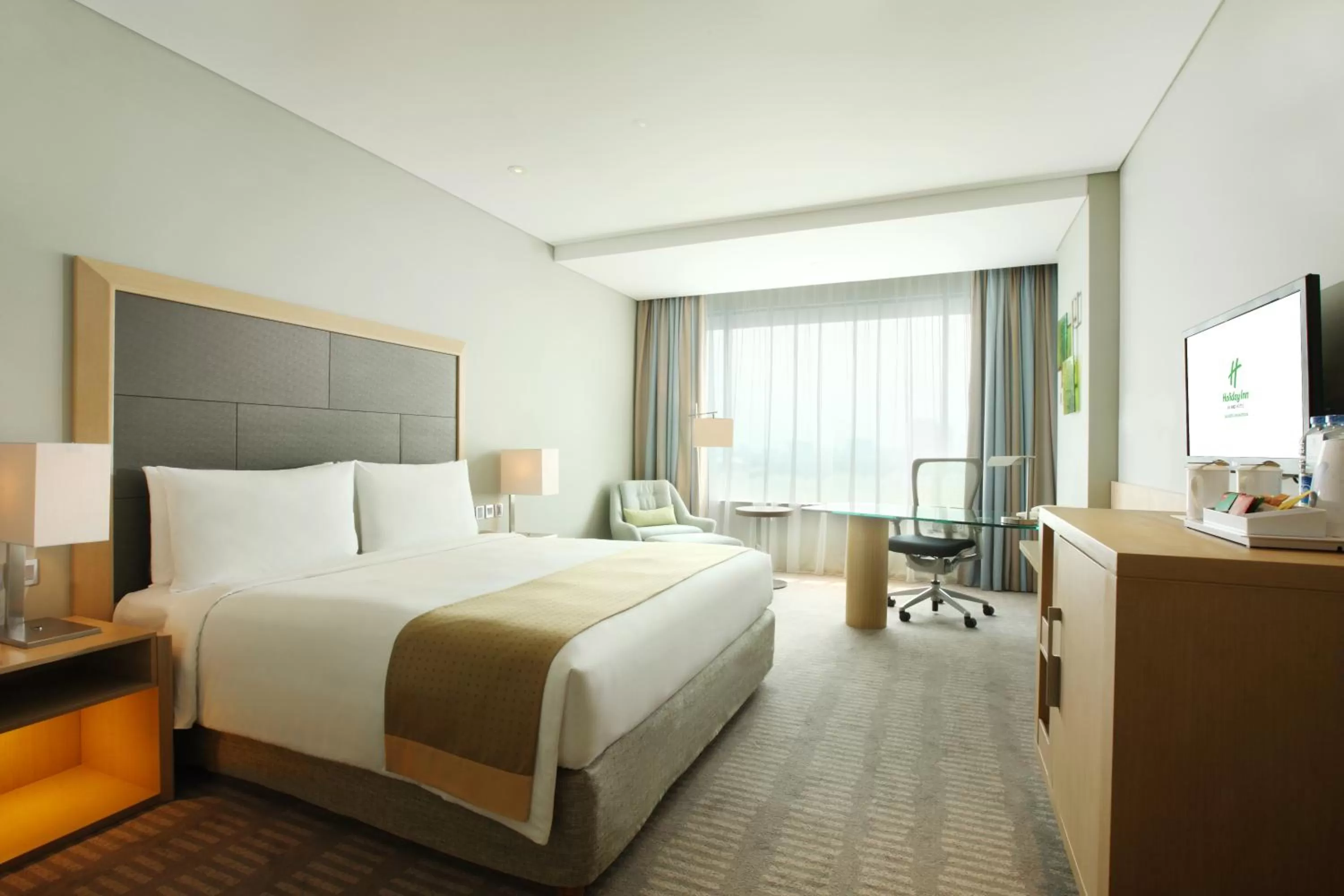 Standard King Room - Non-Smoking  in DoubleTree by Hilton Jakarta Kemayoran