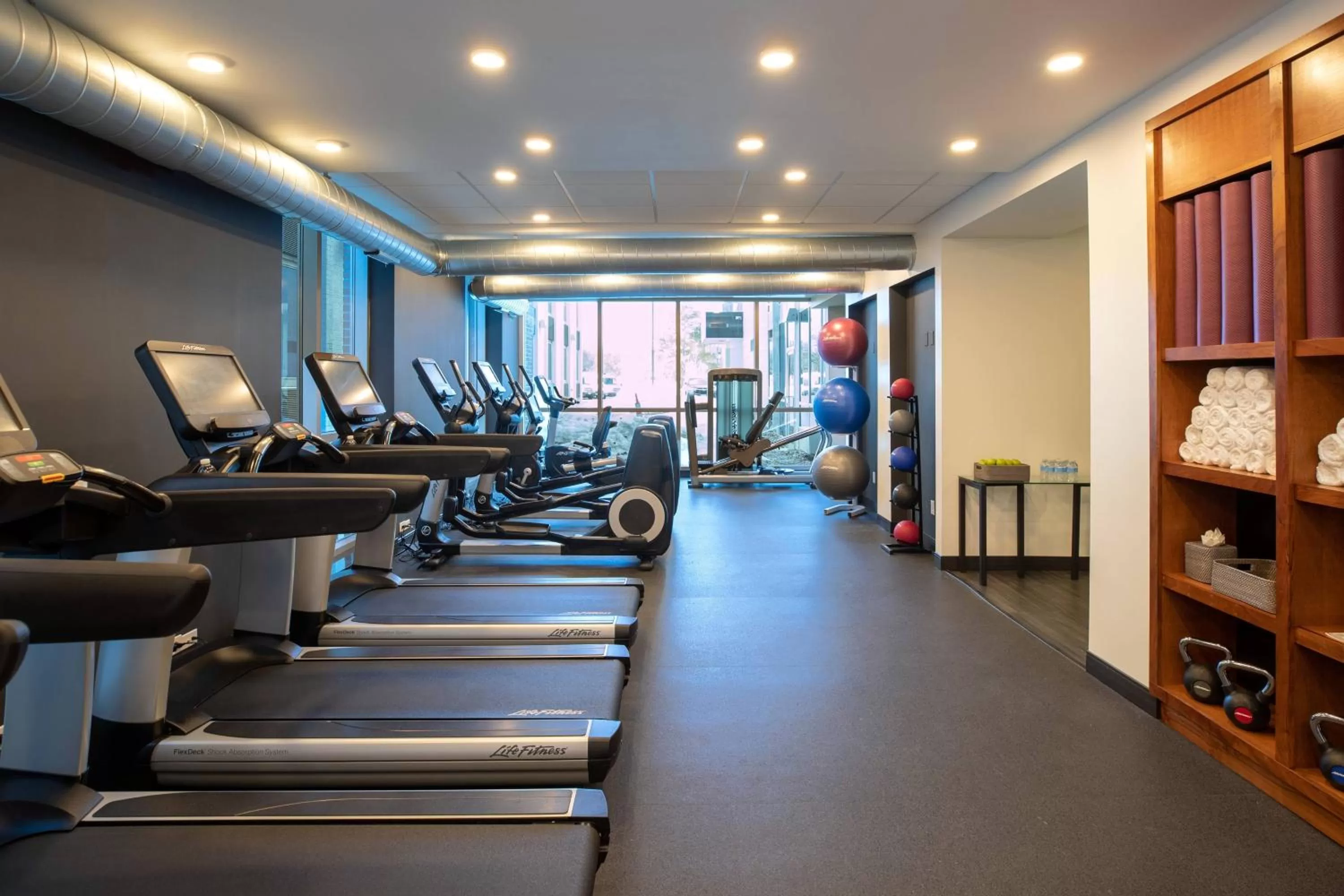 Fitness centre/facilities in Renaissance Minneapolis Bloomington Hotel