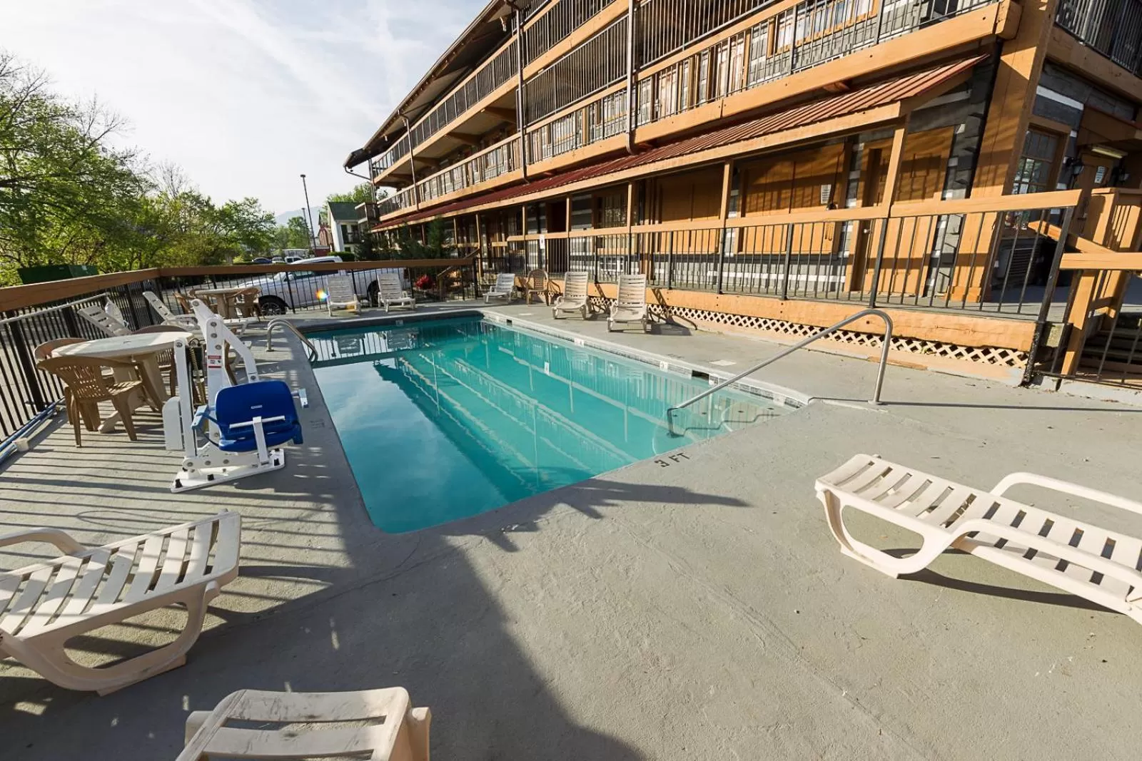 Day in Timbers Lodge