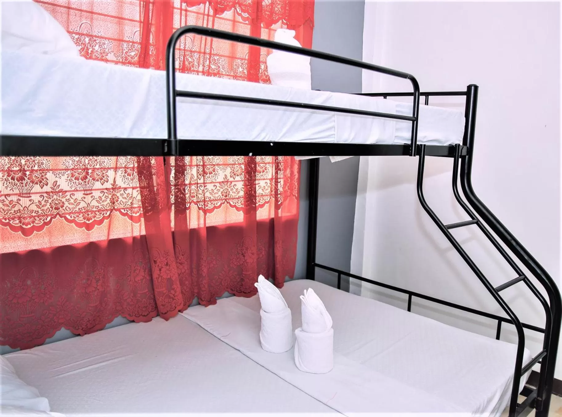 Bed in Gaea's Apartments