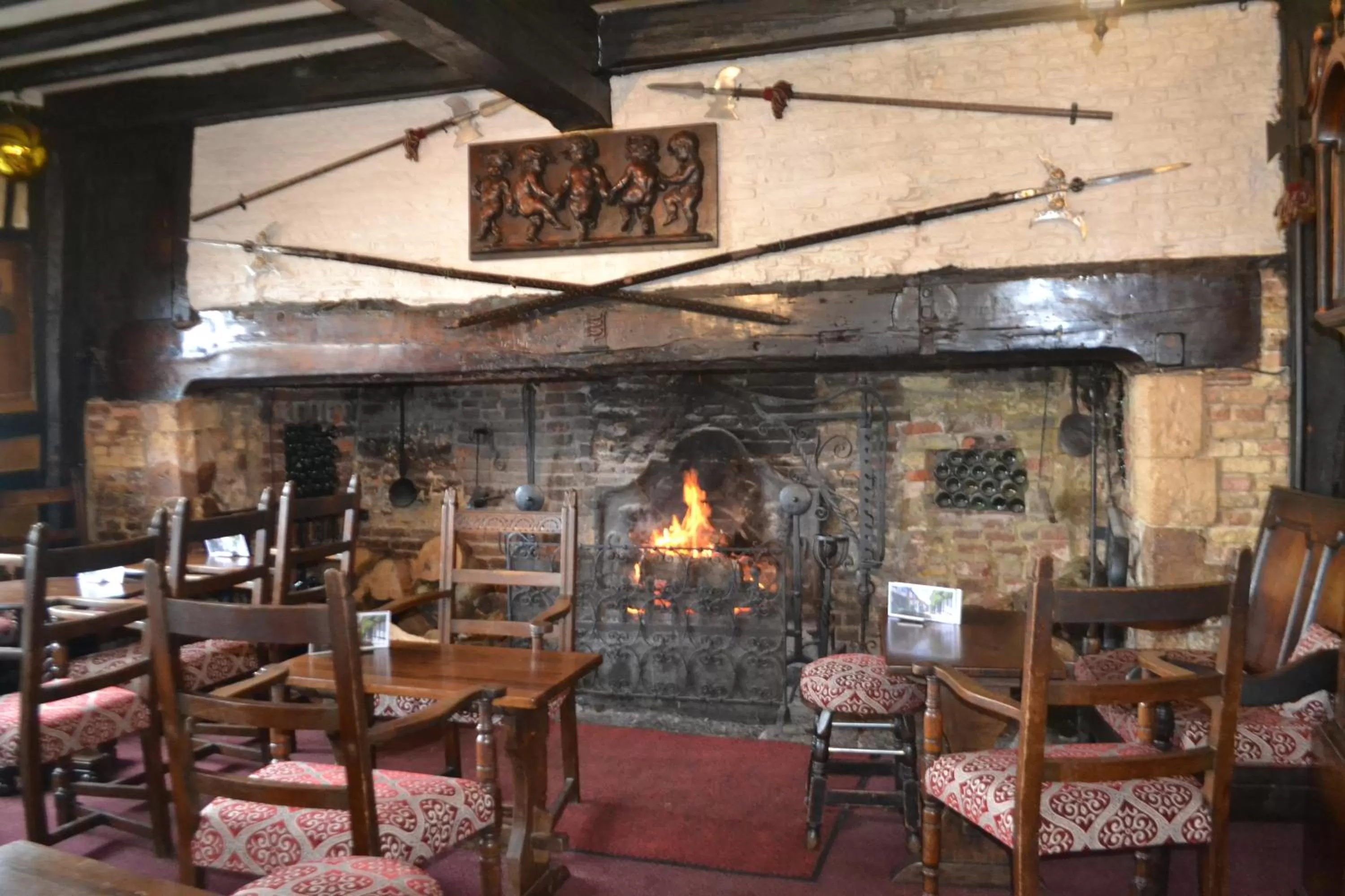 Restaurant/places to eat in Mermaid Inn