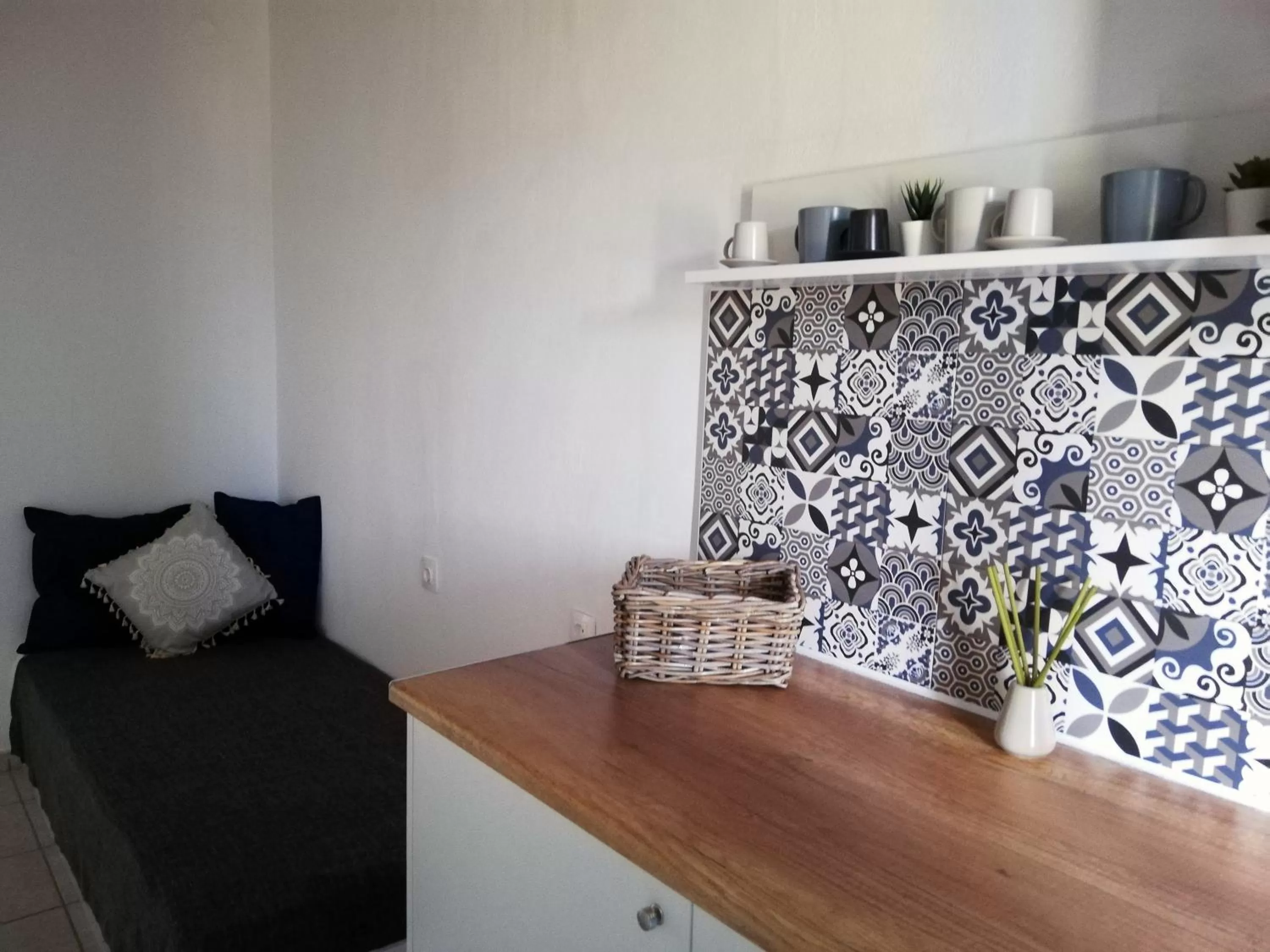 Kitchen or kitchenette in Rigas Rooms