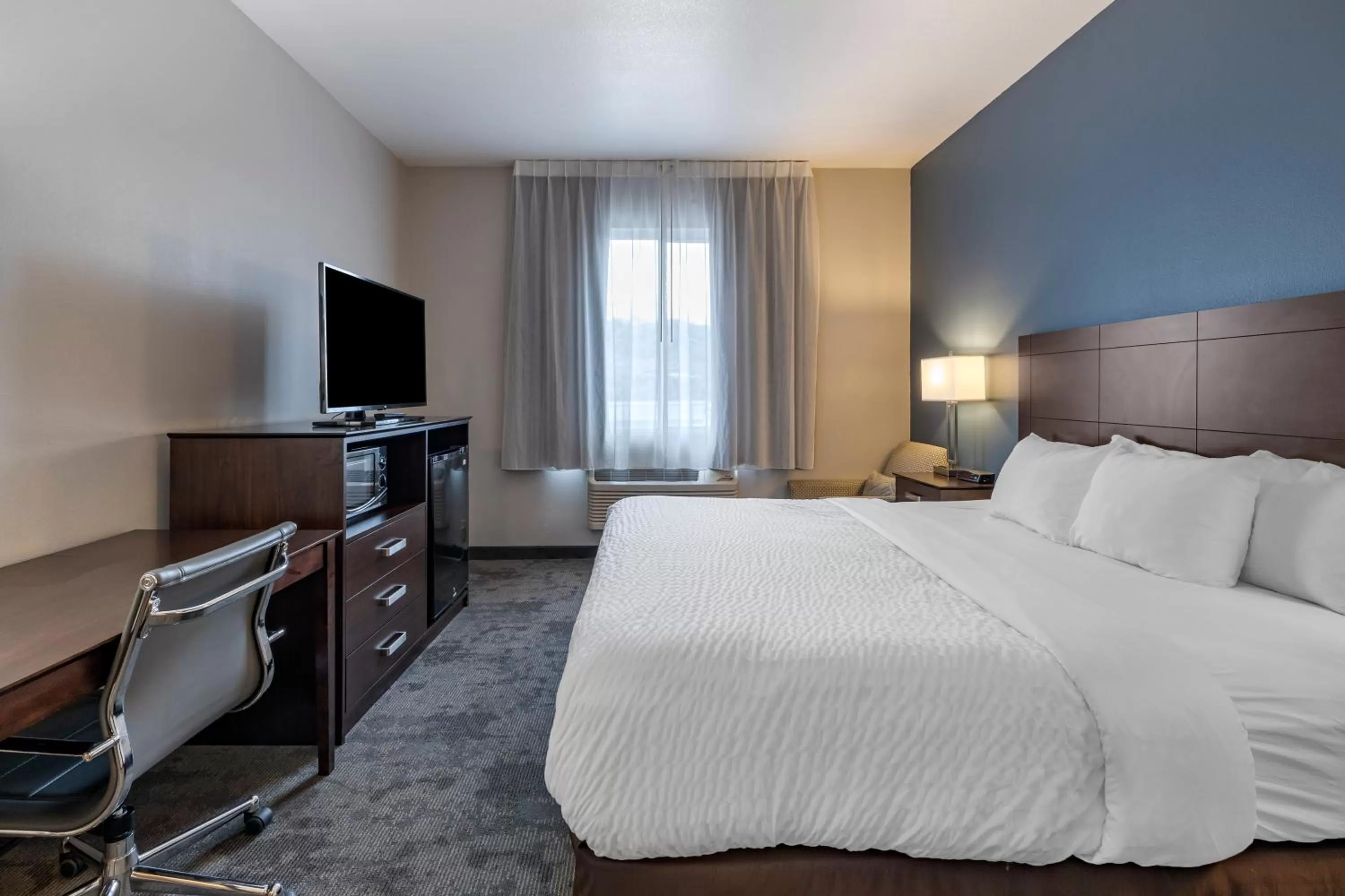 TV and multimedia in Clarion Inn Kingman I-40 Route 66